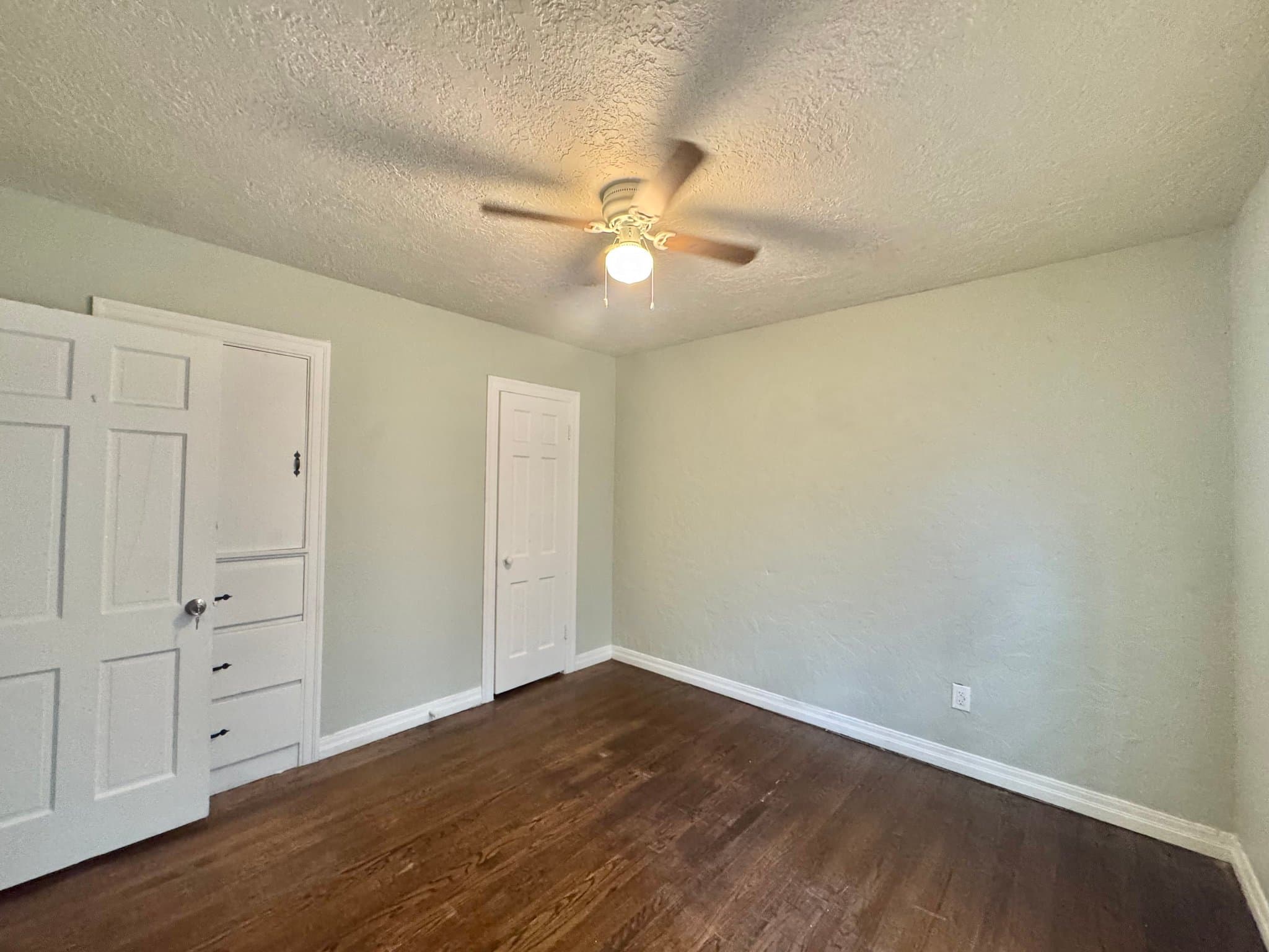 Oklahoma City House: 1000 N Tabor Ave