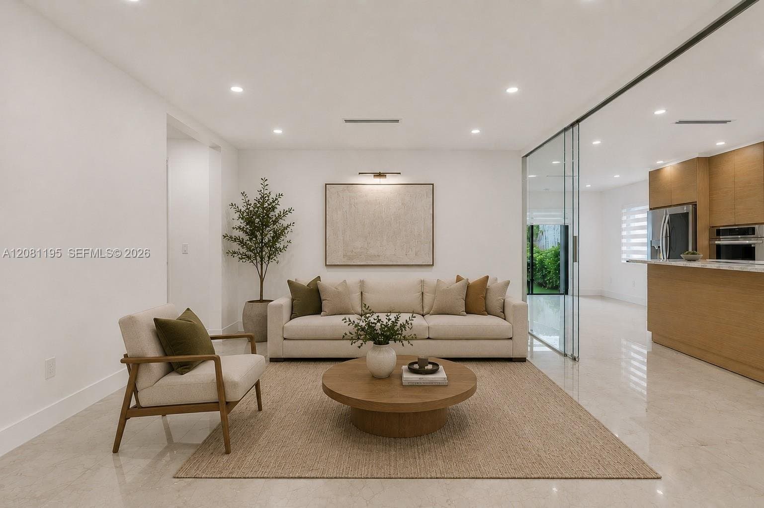 Coral Gables House: 728 Majorca Ave