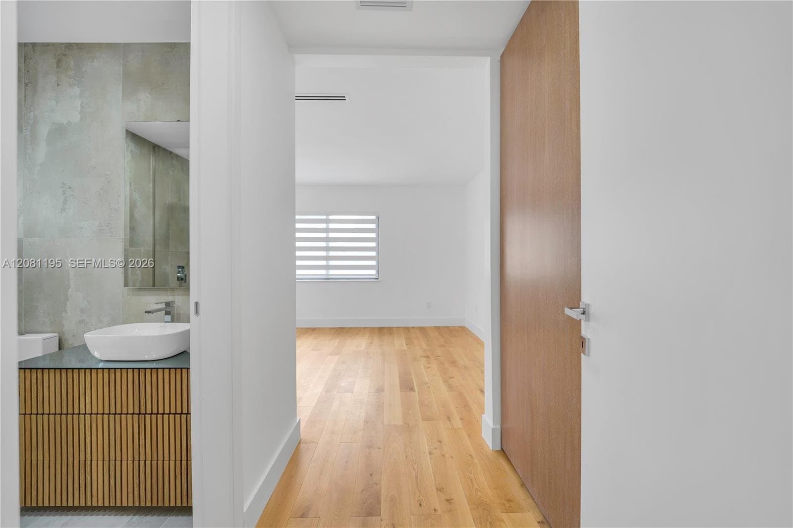 Coral Gables House: 728 Majorca Ave