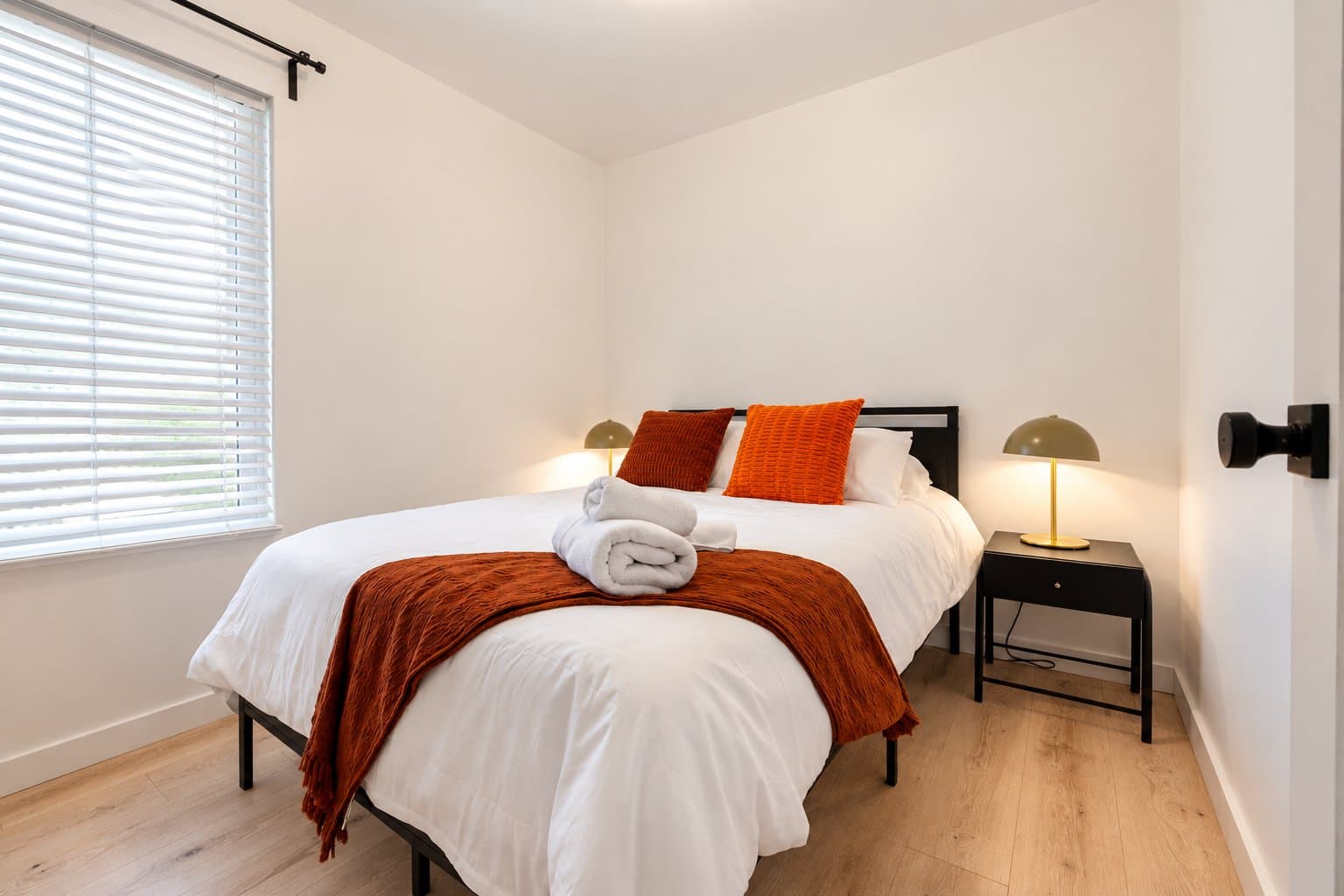 La Mesa House: 7580 Saranac Ave