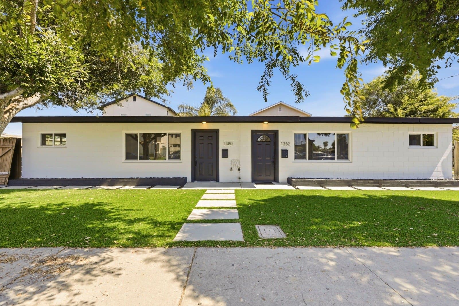 Imperial Beach House: 1382 Grove Avenue