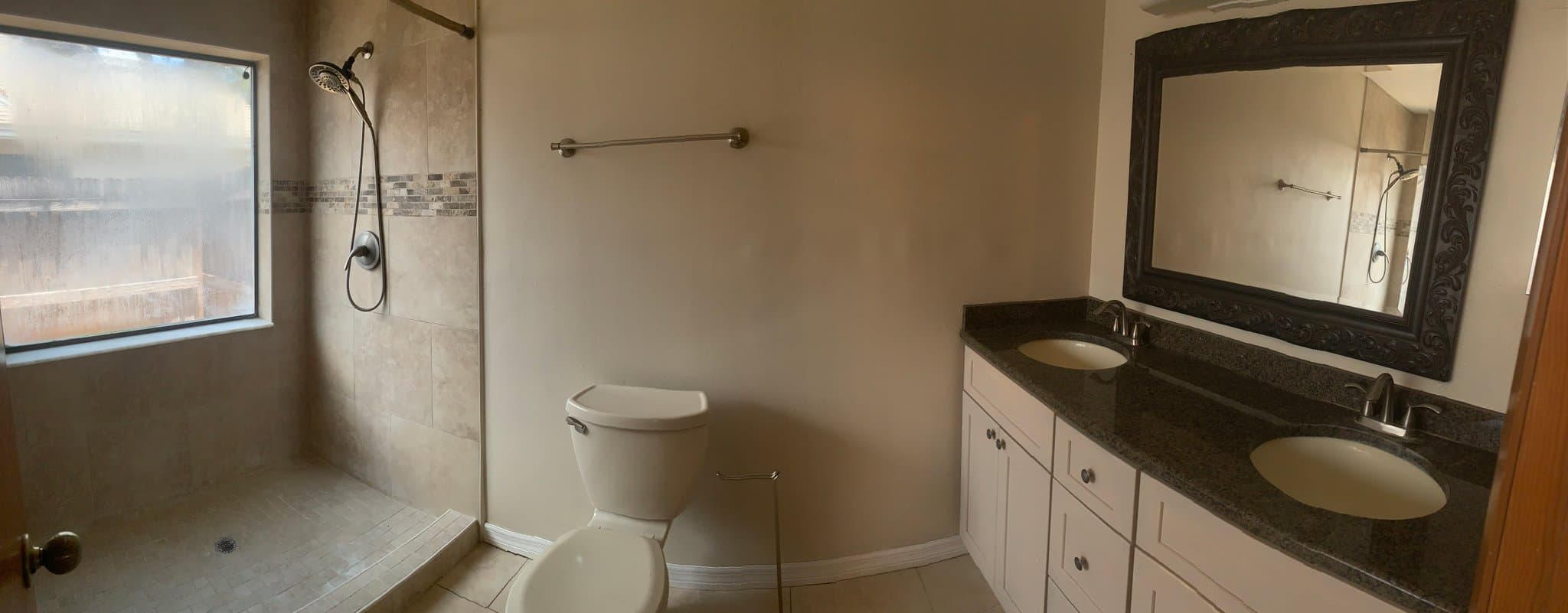 Longwood House: 1671 Grange Cir