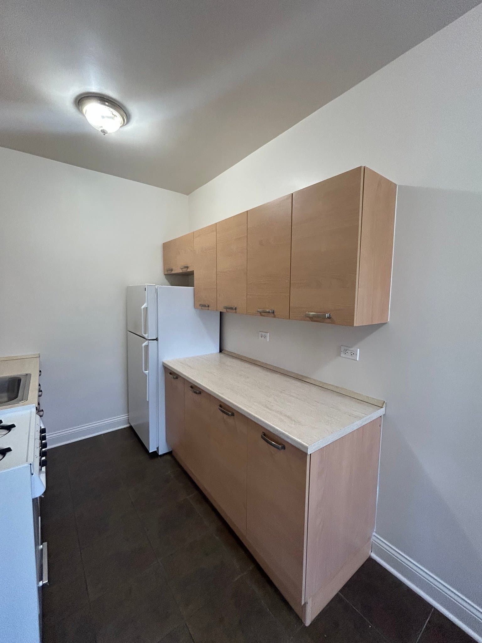 Chicago Apartment: 7300 South Shore Dr