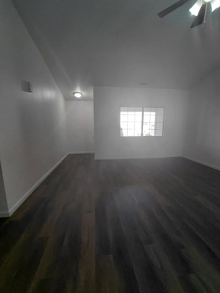 Porterville House: 1161 Median Ave