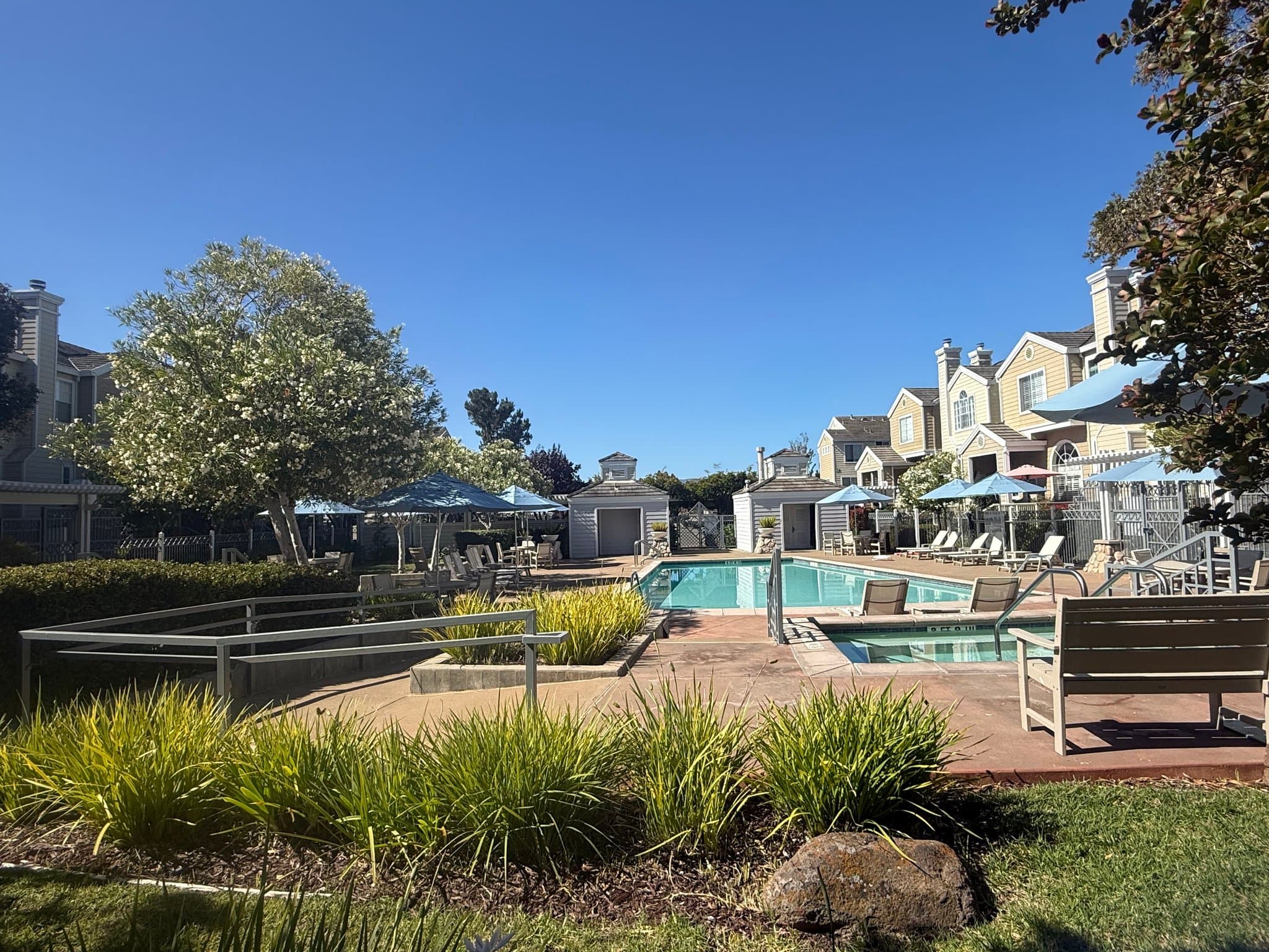 Redwood City Townhome: 4 Chart Lane