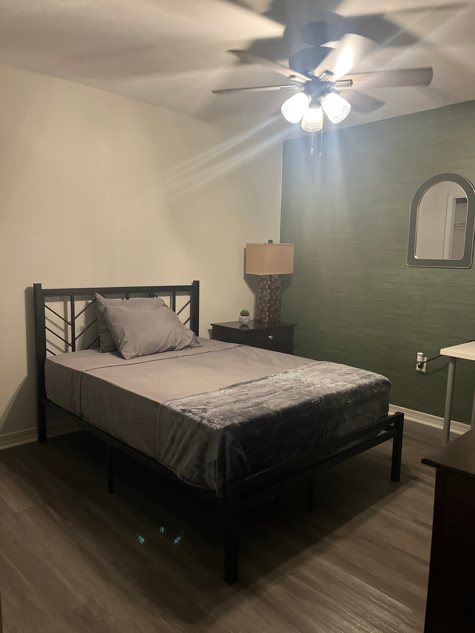 Gulfport Single Room: 13385 Willow Oak Cir
