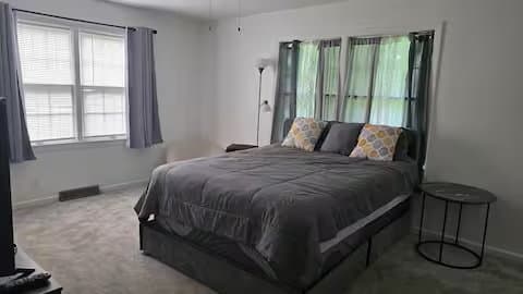 Huntsville House: 4609 Rutledge Drive Northwest