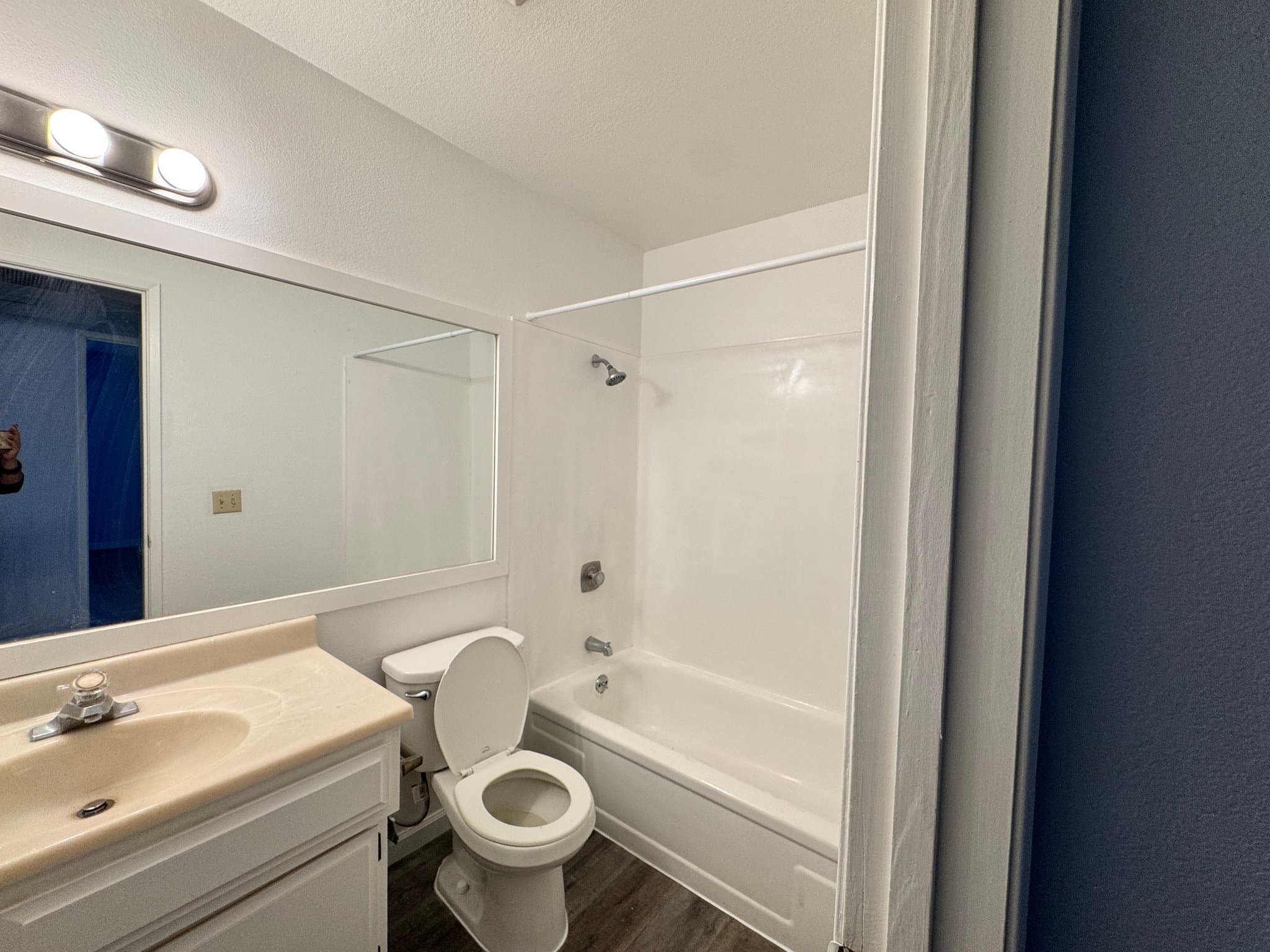Fair Oaks Multiplex: 7442 Tierra Way