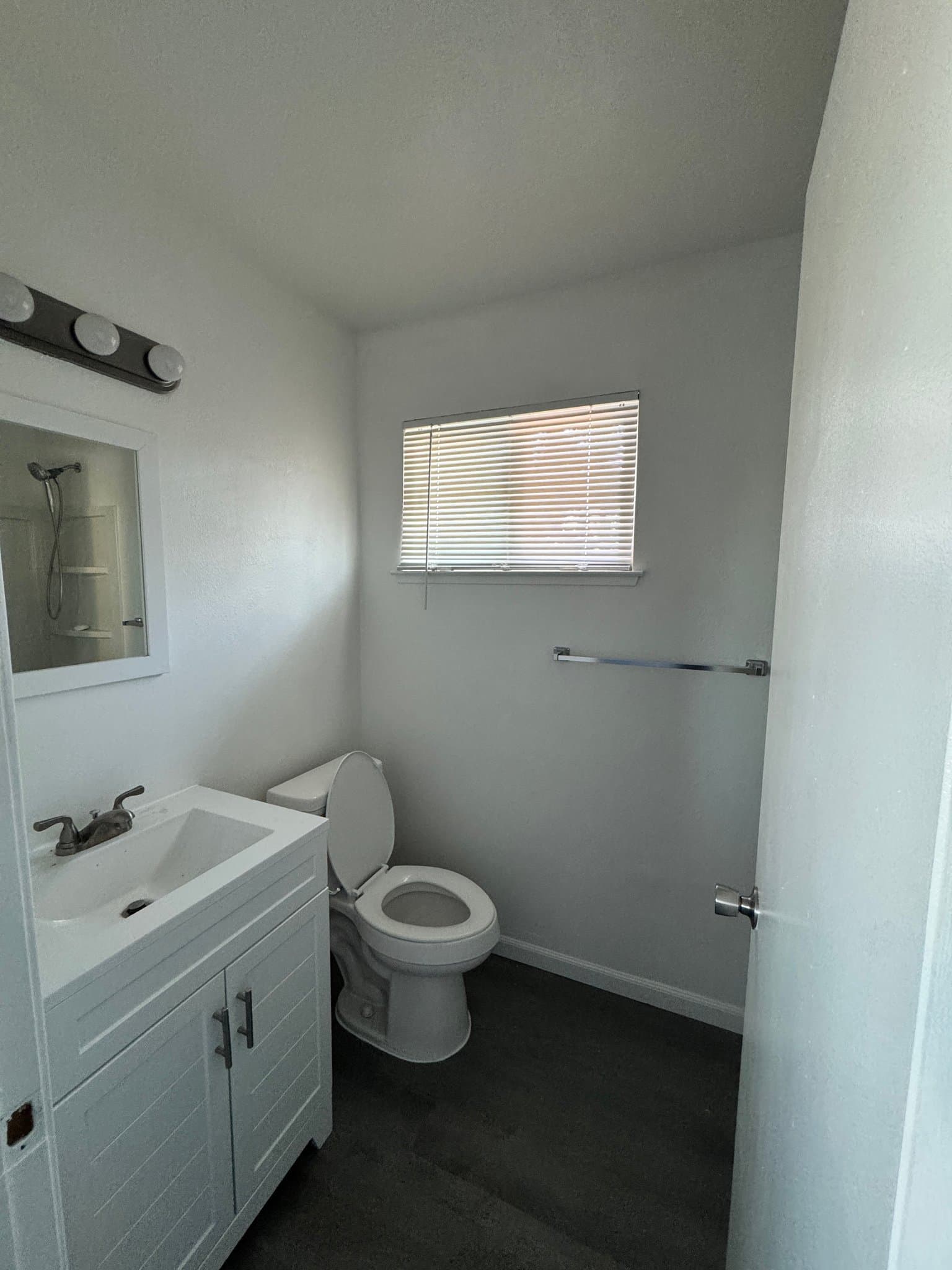 Fair Oaks Multiplex: 7442 Tierra Way