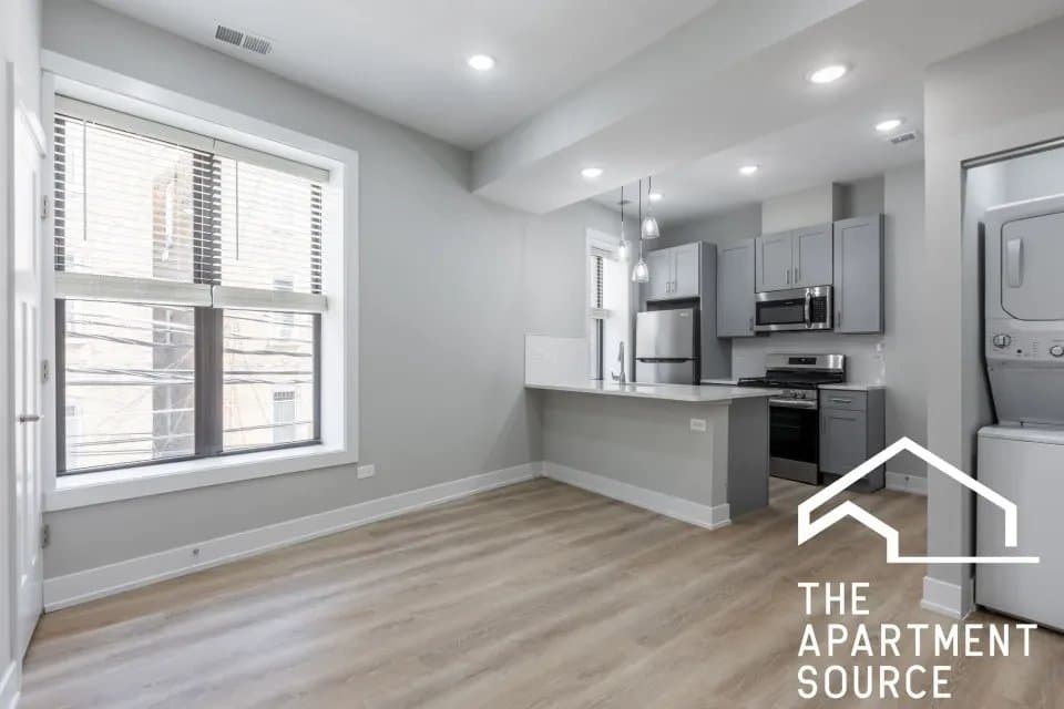 Chicago Apartment: 432 West Belden Avenue #02 Chicago, IL 60614