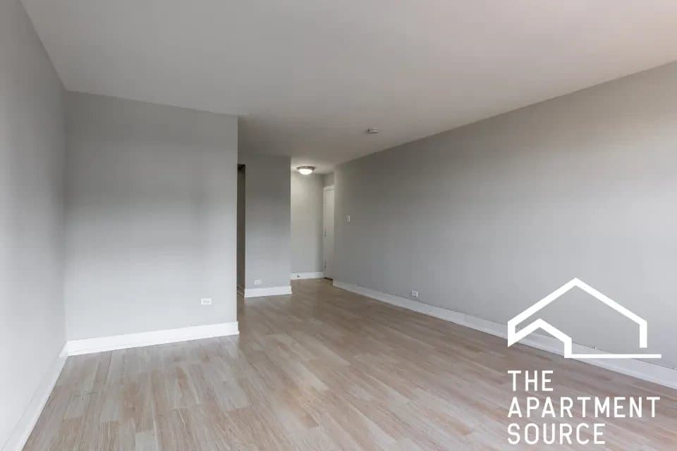Chicago Apartment: 445 West Wellington Avenue #01D Chicago, IL 60657