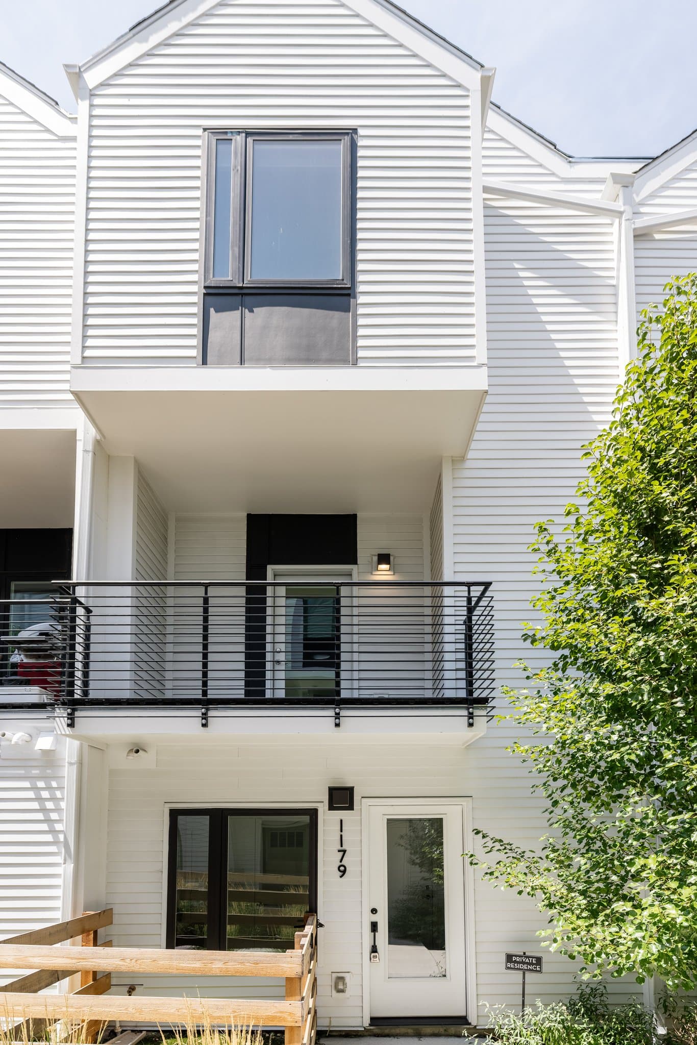 Lakewood Townhome: 1179 S Reed Way