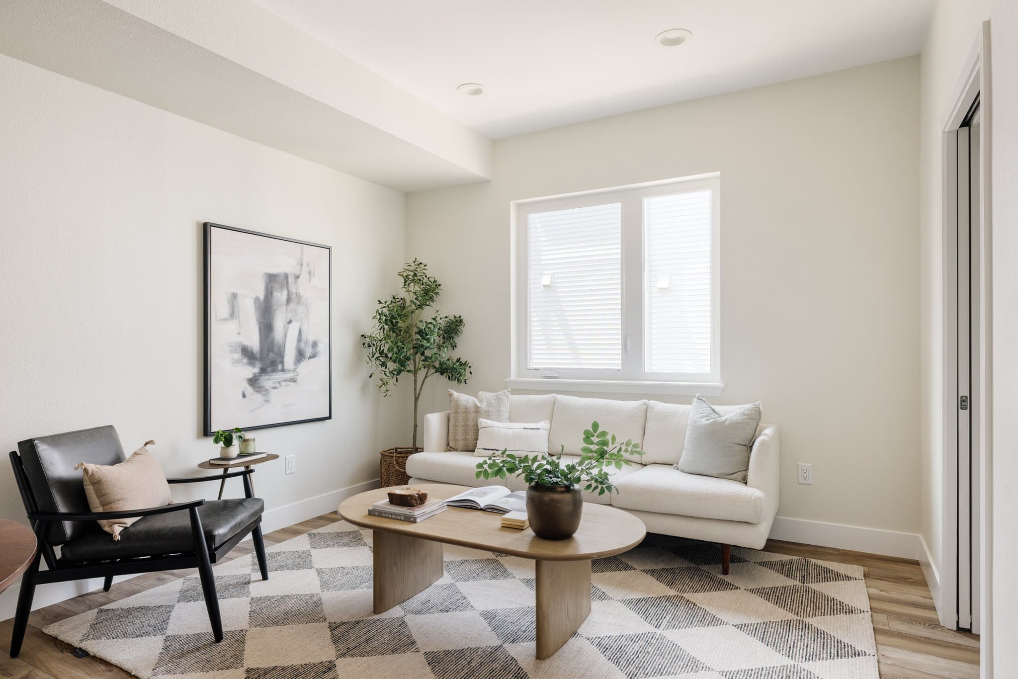 Lakewood Townhome: 1179 S Reed Way