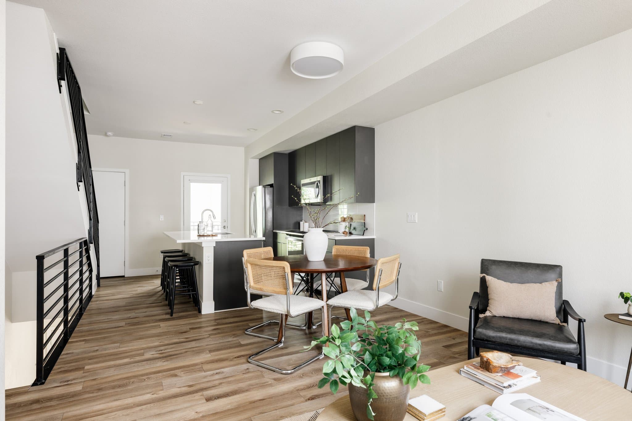 Lakewood Townhome: 1179 S Reed Way