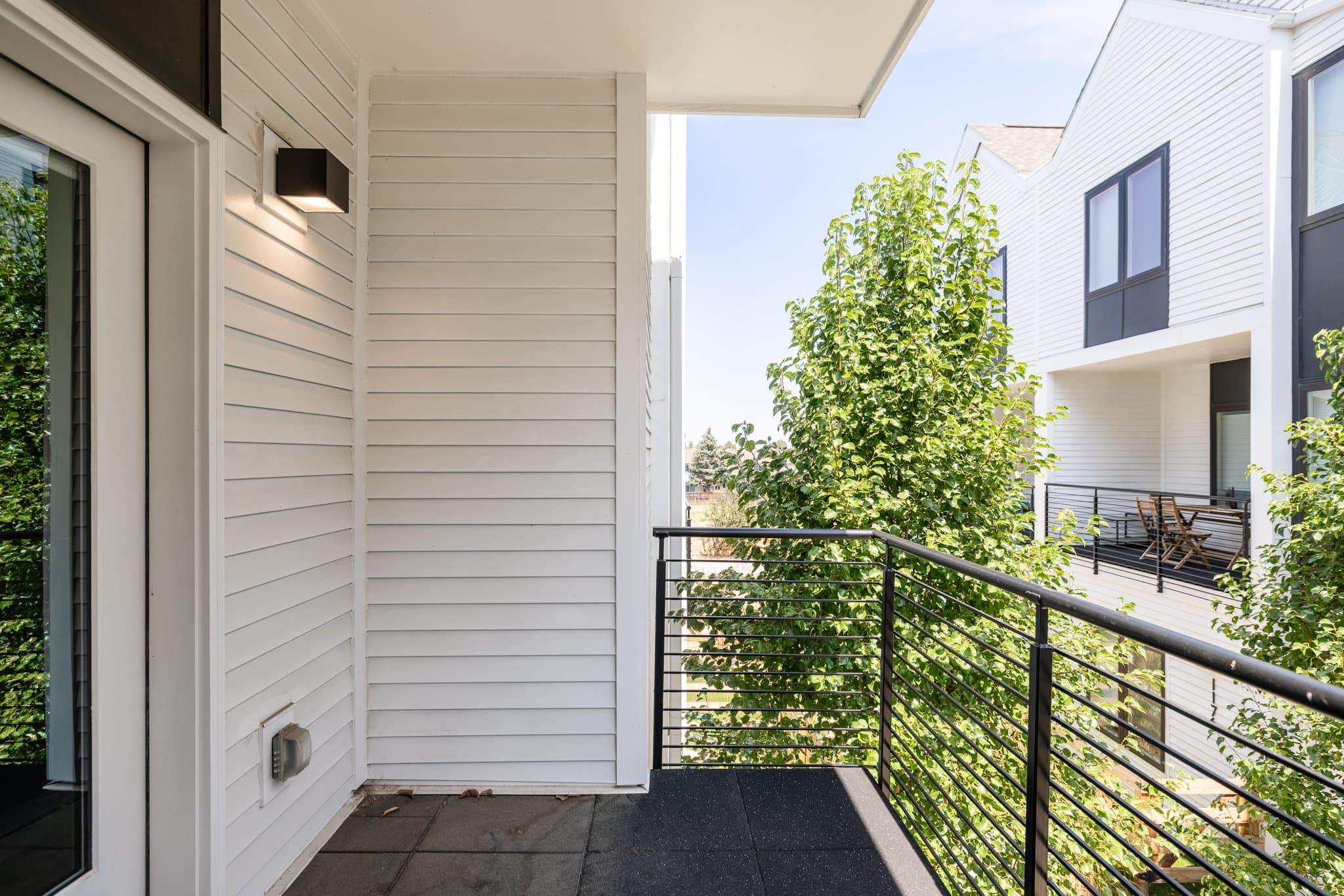Lakewood Townhome: 1179 S Reed Way