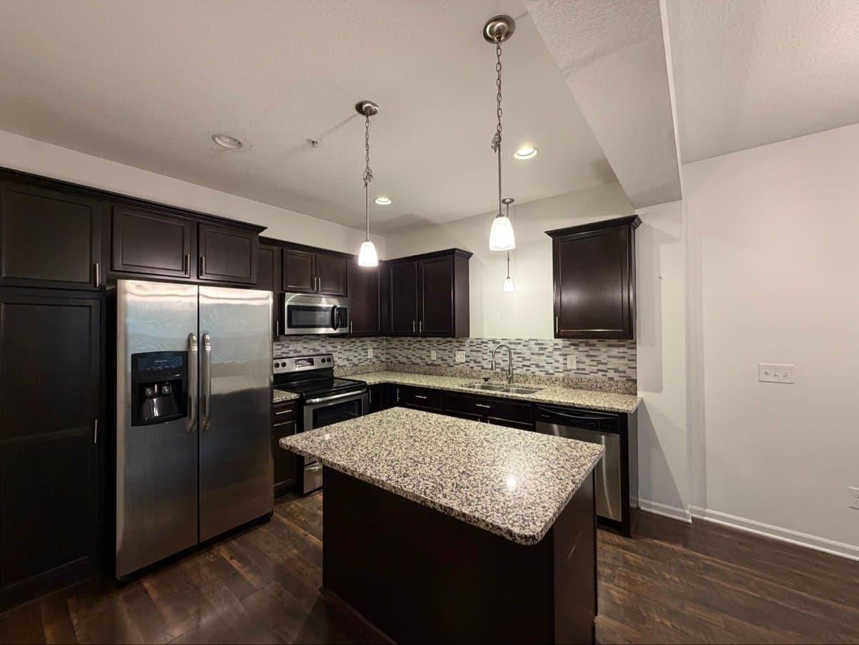 West Des Moines Townhome: 150 80th St