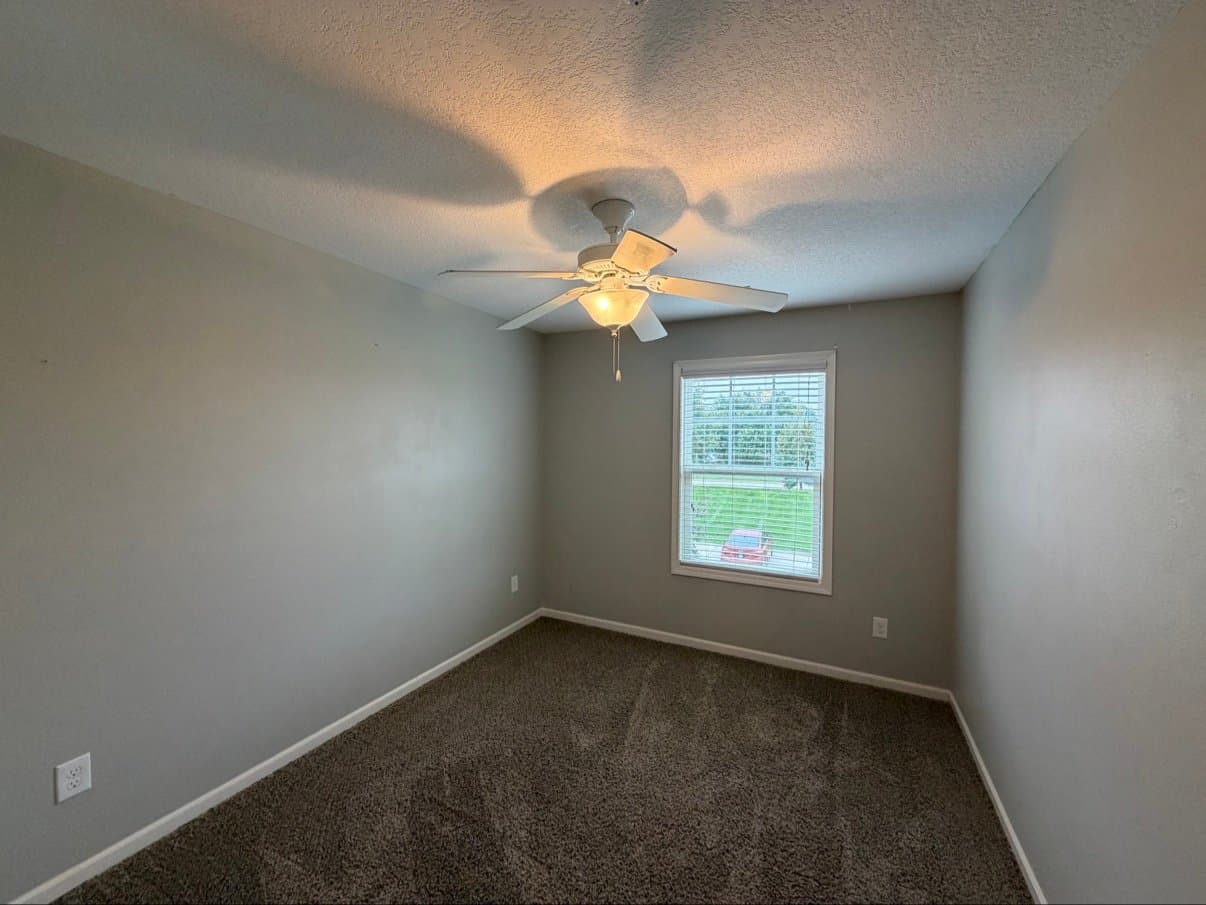 West Des Moines Townhome: 150 80th St