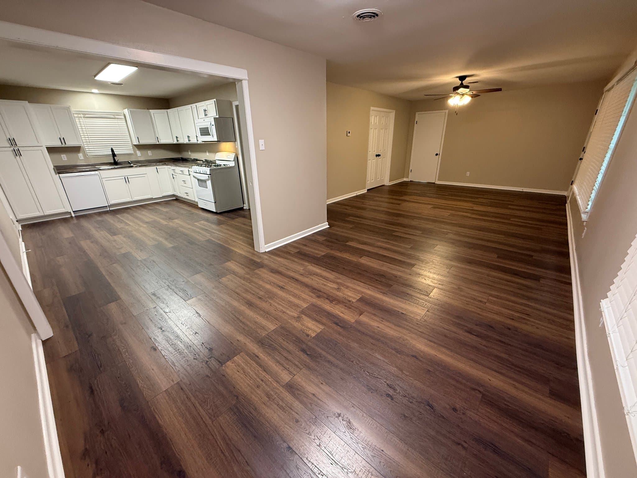 Kilgore House: 2104 Clay St.
