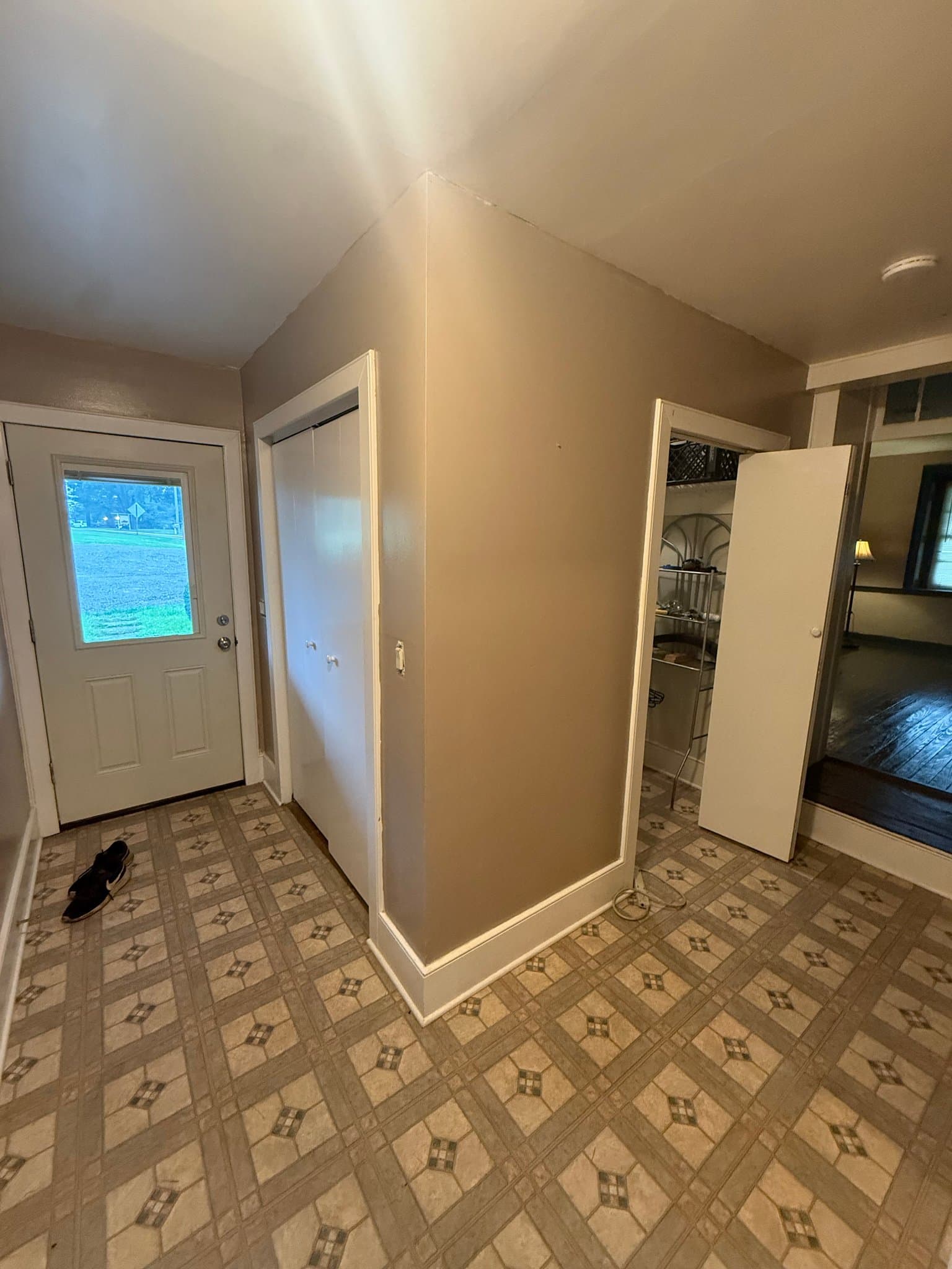 Stewartsville House: 803 nj-57