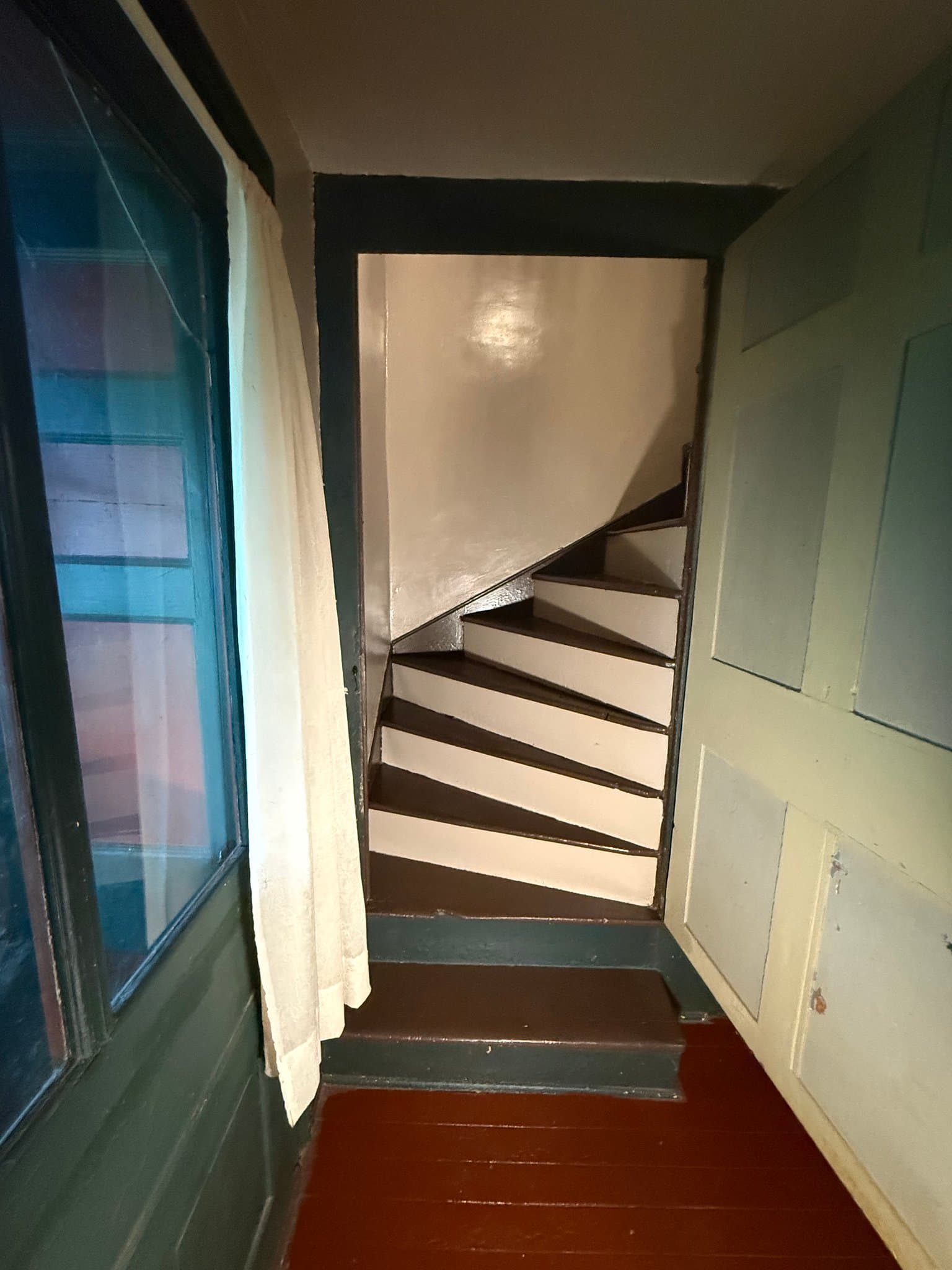 Stewartsville House: 803 nj-57