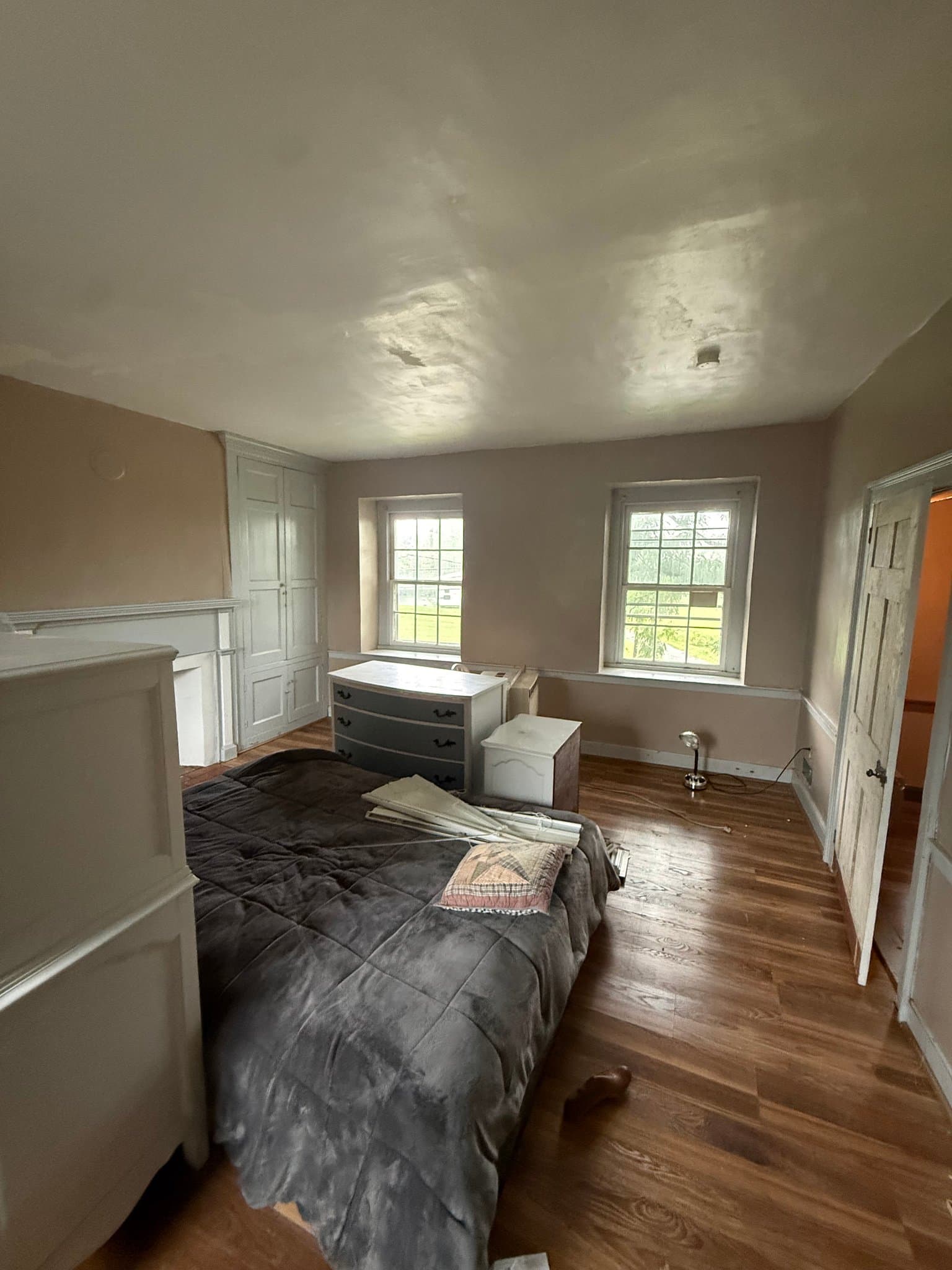 Stewartsville House: 803 nj-57