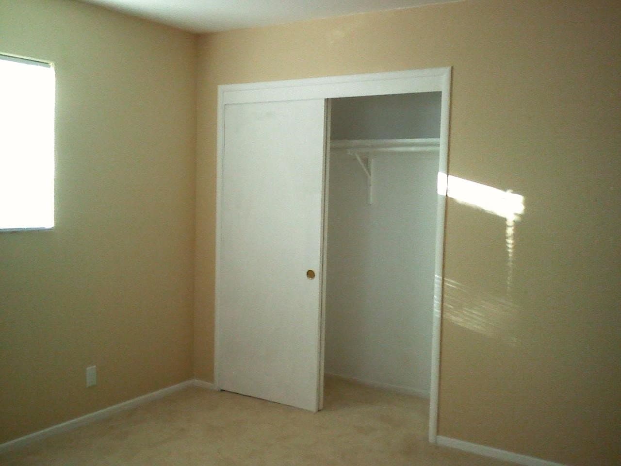 Lathrop Single Room: 812 Granite Ave