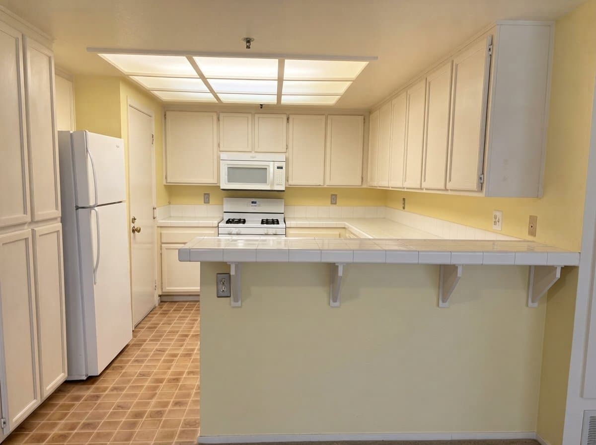 Daly City Condo: 1219 Cameron Ln