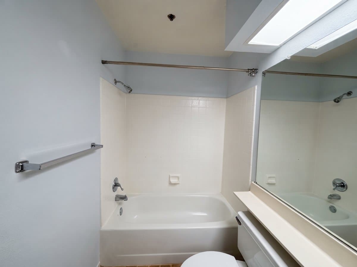 Daly City Condo: 1219 Cameron Ln