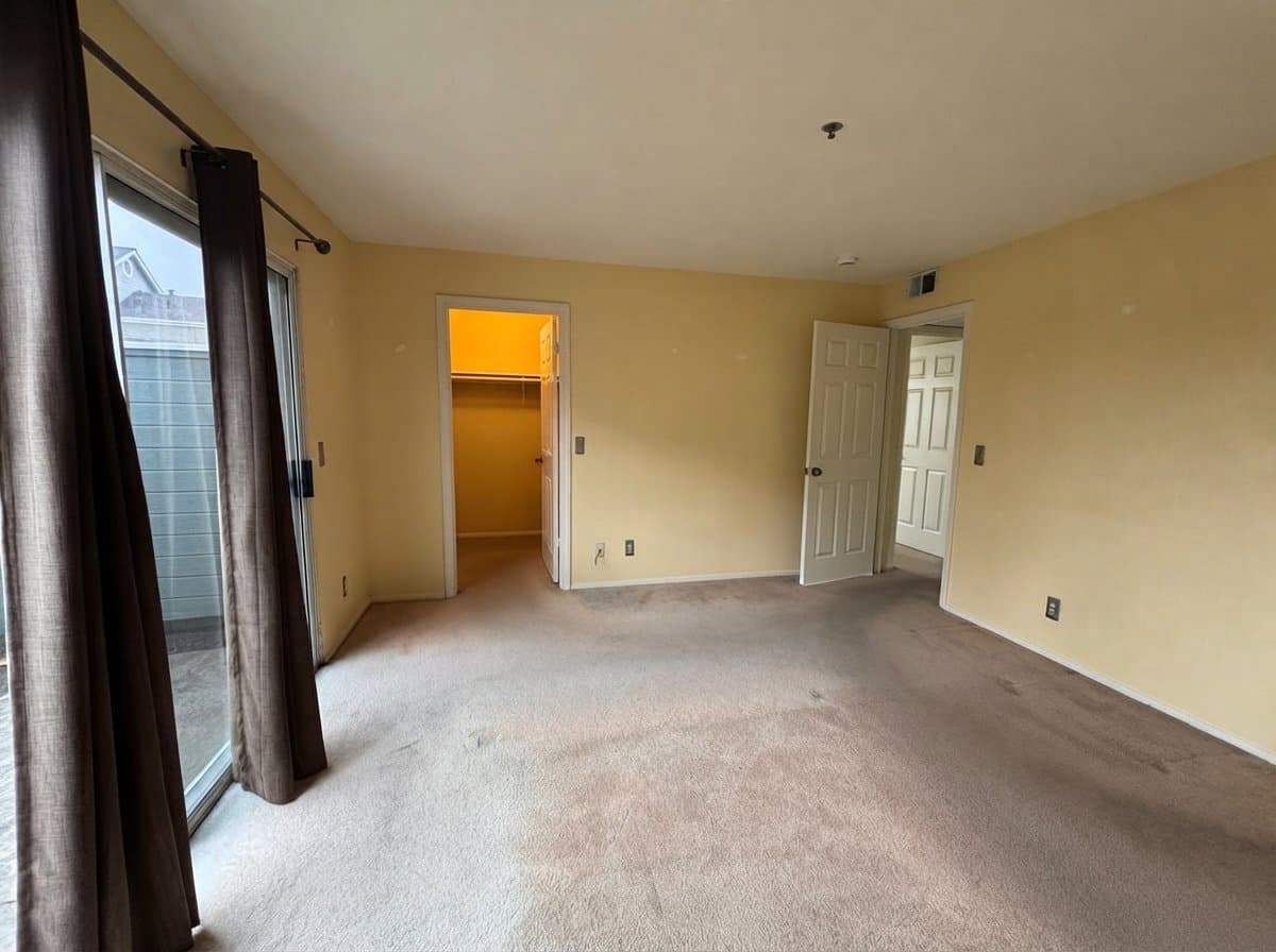 Daly City Condo: 1219 Cameron Ln