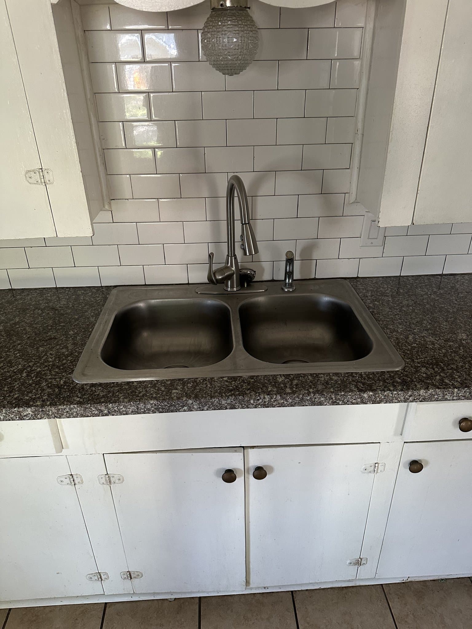 Cleburne House: 205 turner st