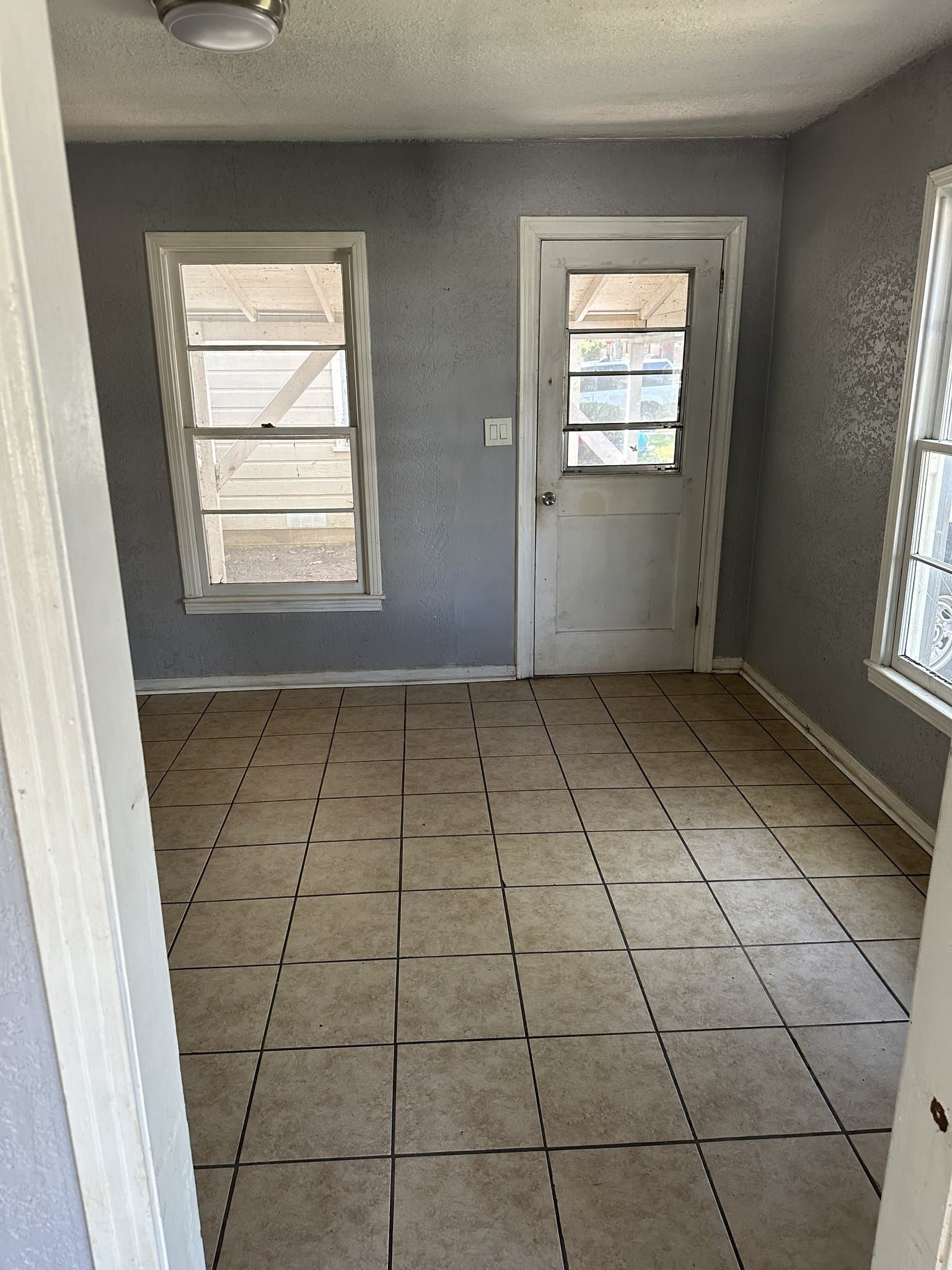 Cleburne House: 205 turner st