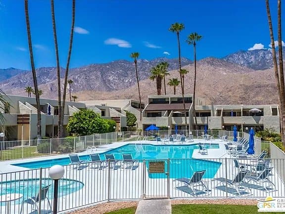 Palm Springs Apartment: 1655 E Palm Canyon Dr Unit 609,
