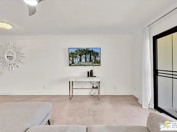 Palm Springs Apartment: 1655 E Palm Canyon Dr Unit 609,