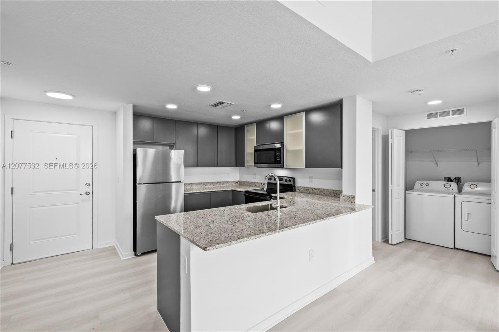 ORLANDO Condo: 5579 Millenia Park