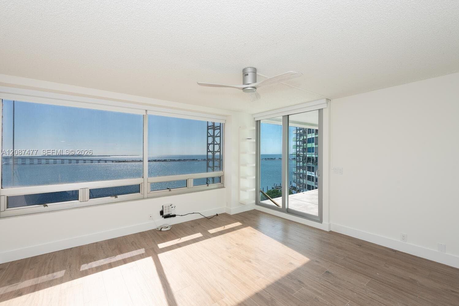 Miami Condo: 1541 Brickell Ave