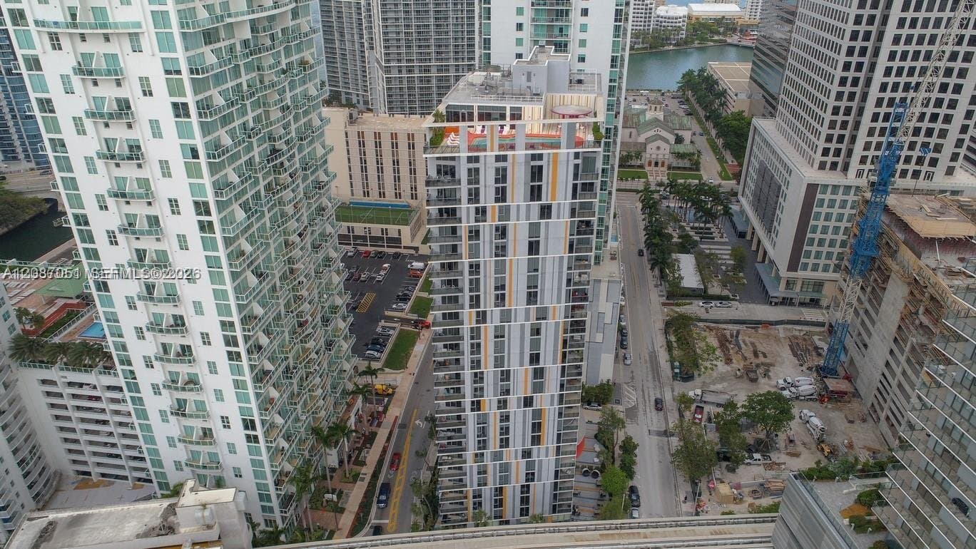 MIAMI Condo: 31 SE 6th St