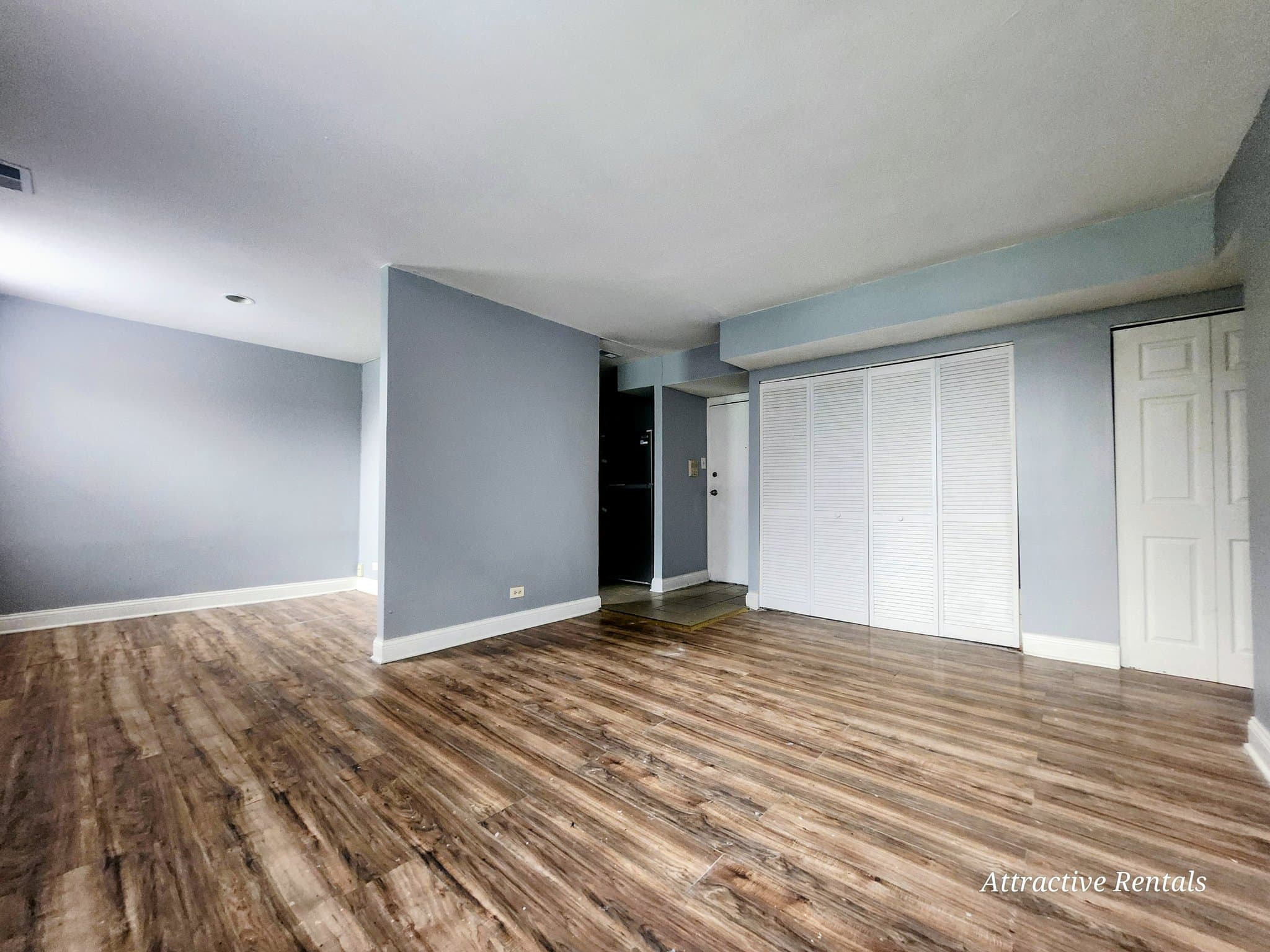 Chicago Apartment: 1840 S Karlov Ave
