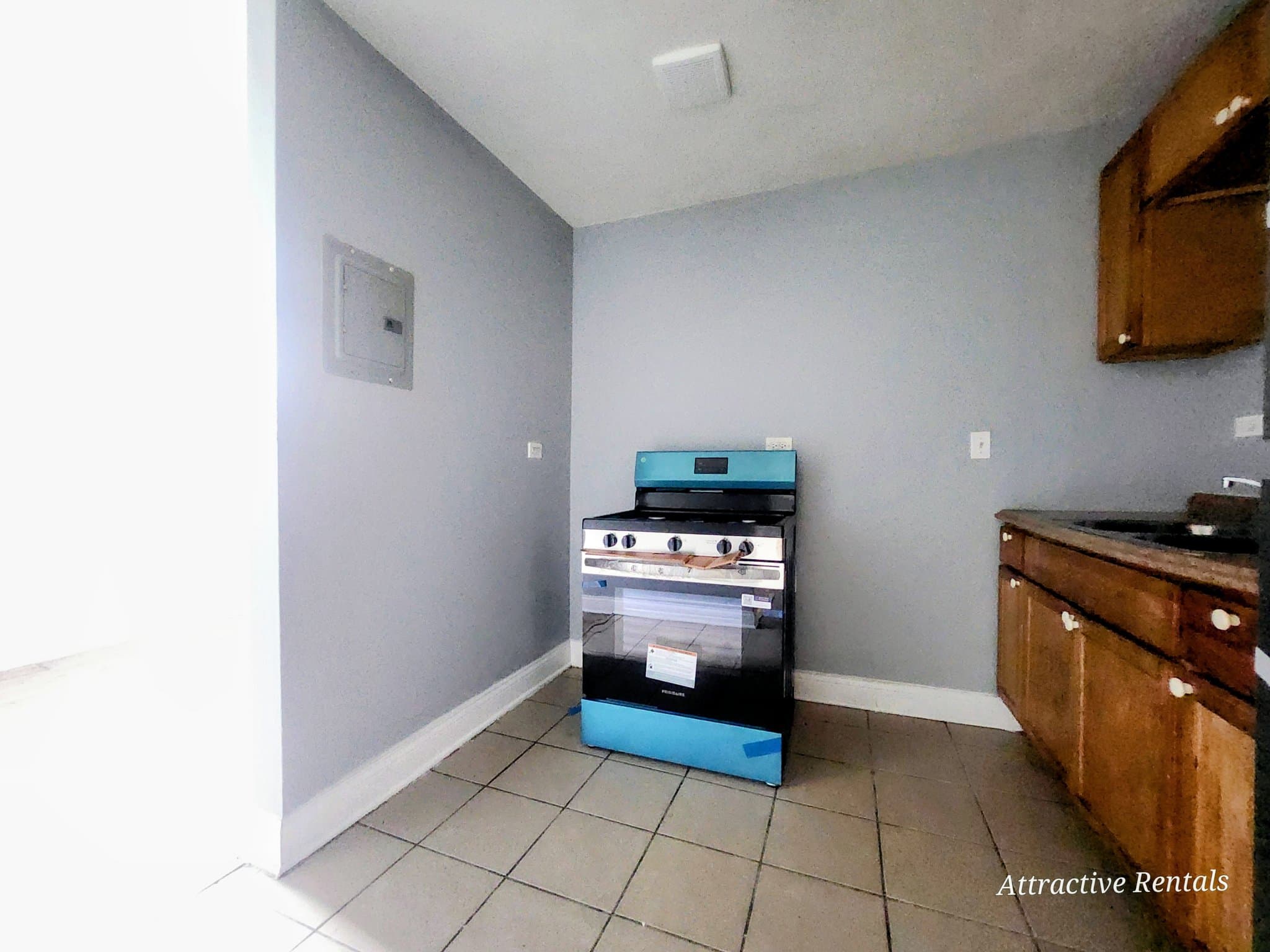 Chicago Apartment: 1840 S Karlov Ave