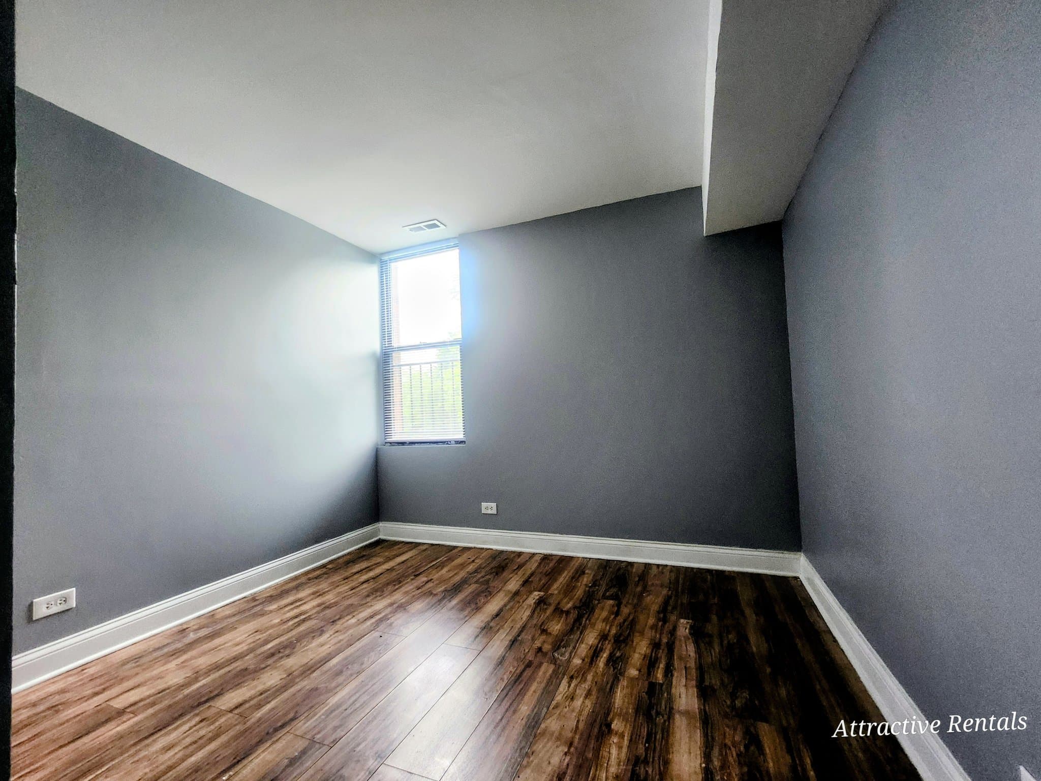 Chicago Apartment: 1840 S Karlov Ave