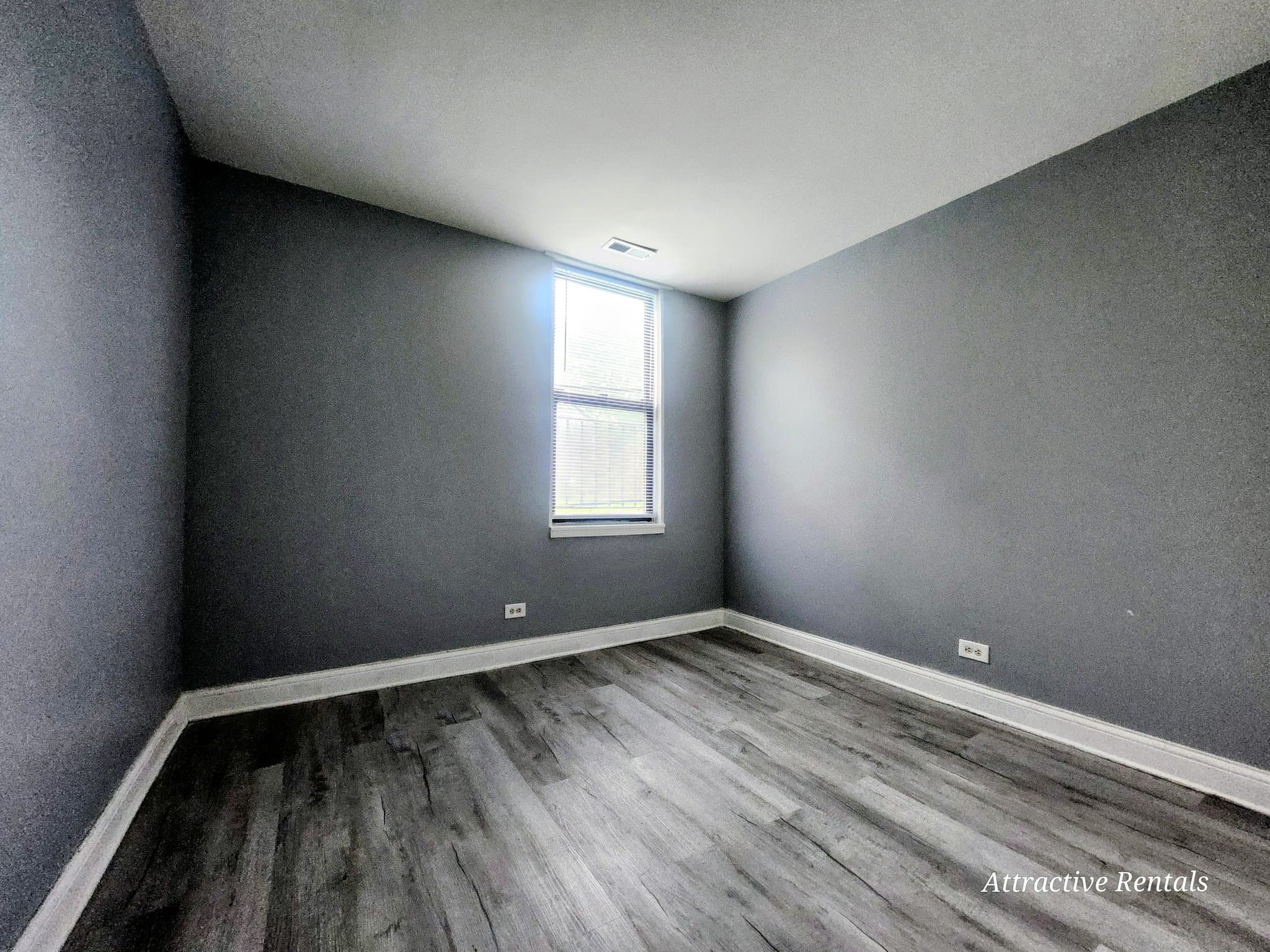 Chicago Apartment: 1840 S Karlov Ave