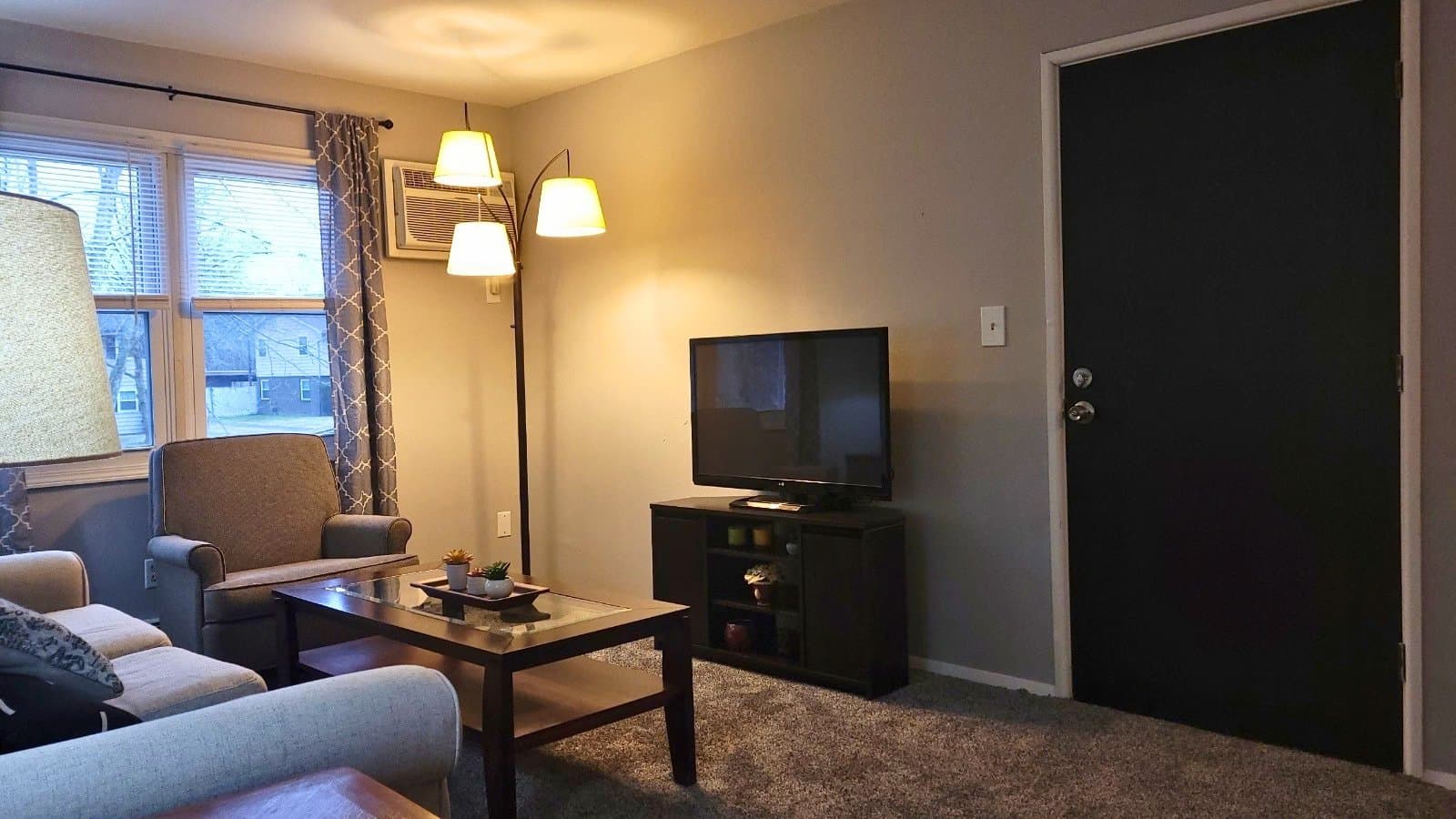 Boardman Apartment: 3989 S. Schenley Ave.