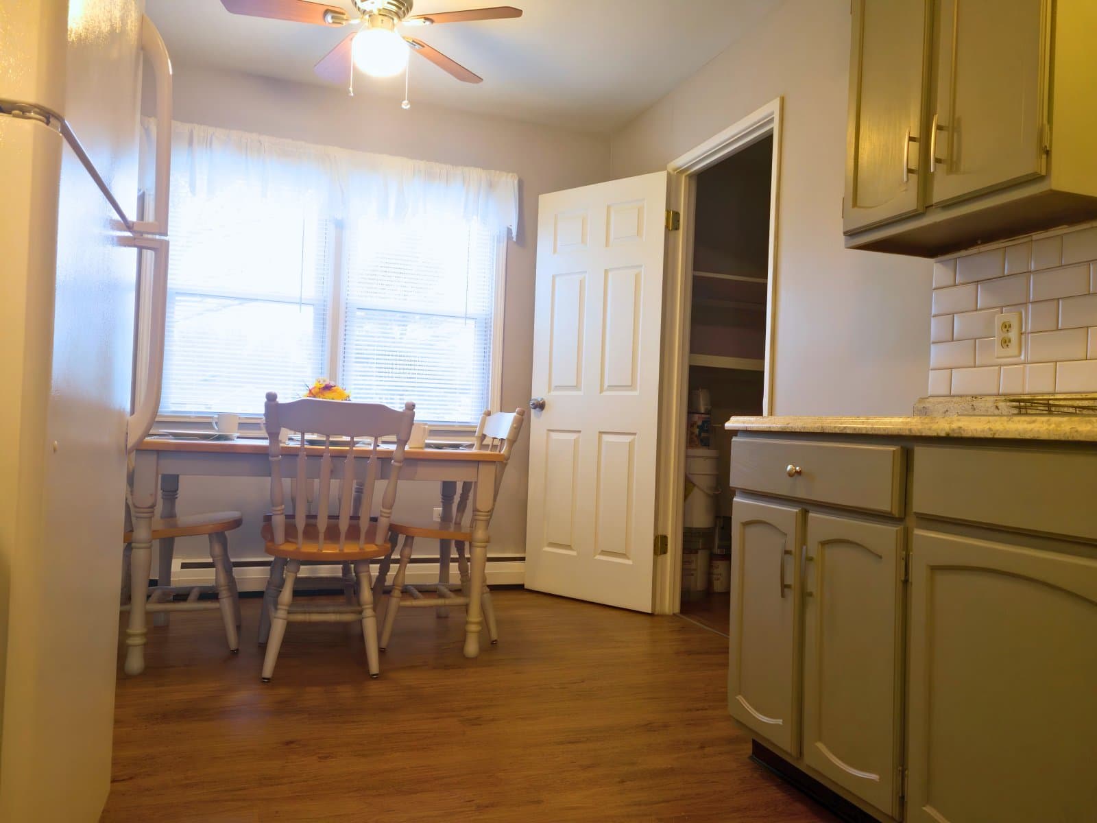 Boardman Apartment: 3989 S. Schenley Ave.
