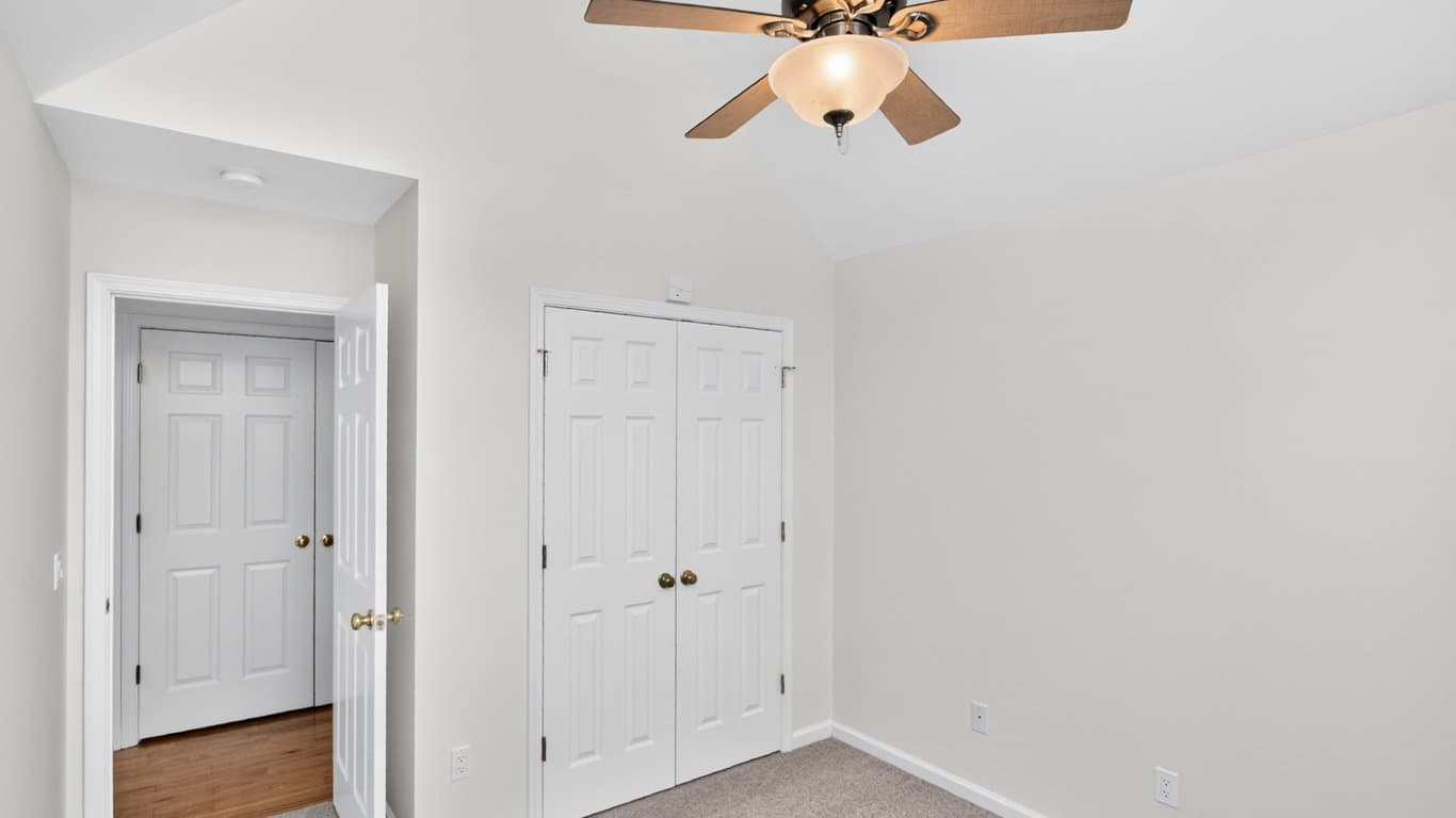 Dickson House: 124 Saddle Creek Cir