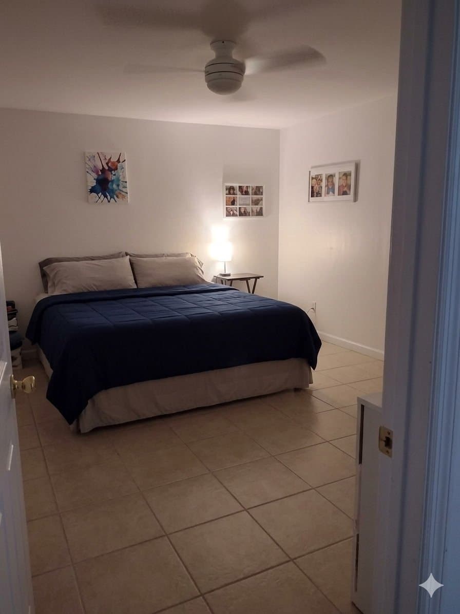 Jupiter Condo: 402 Lakewood dr