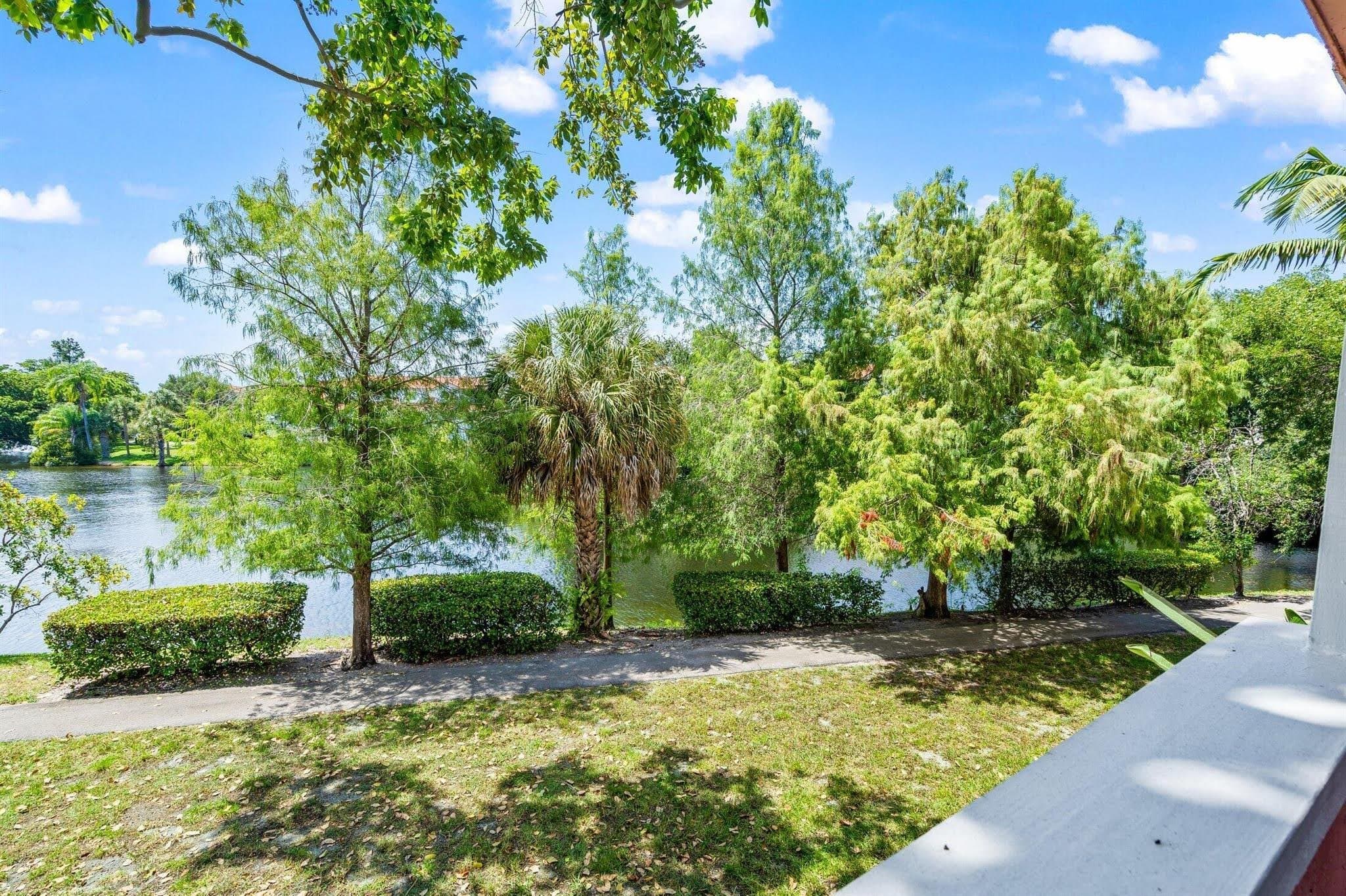 Delray Beach Condo: 1125 Crystal Way