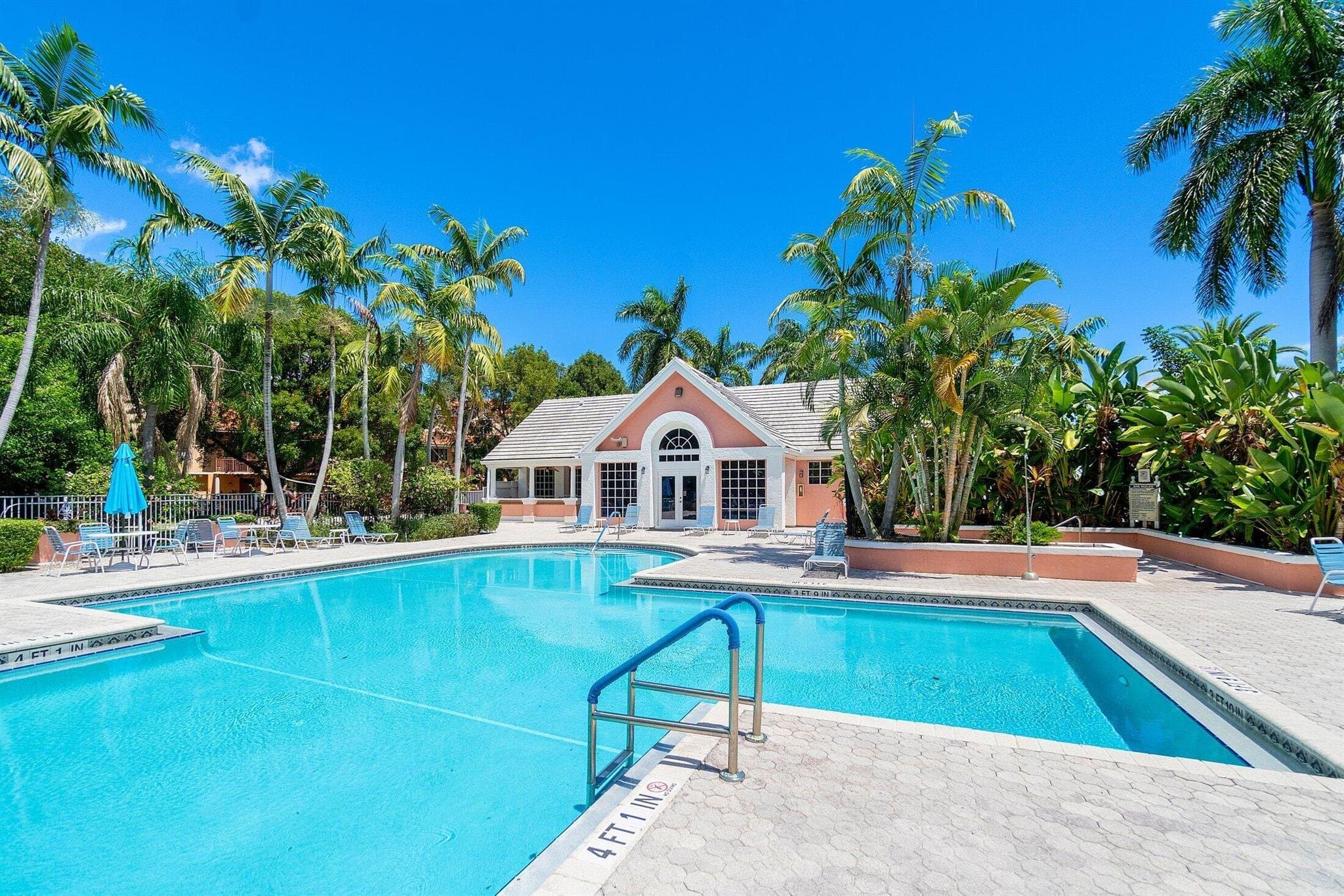 Delray Beach Condo: 1125 Crystal Way
