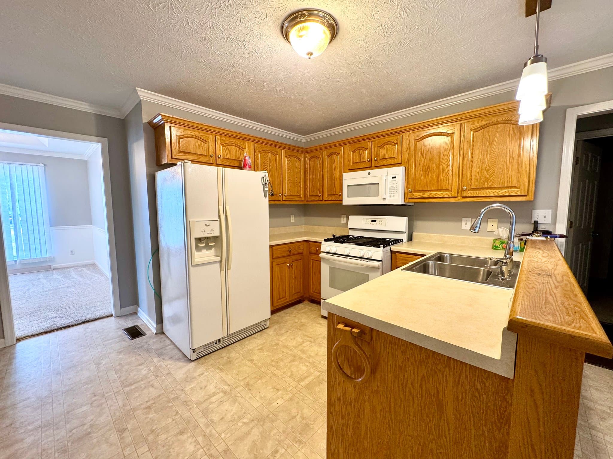 Smithville House: 467 Evergreen Cir