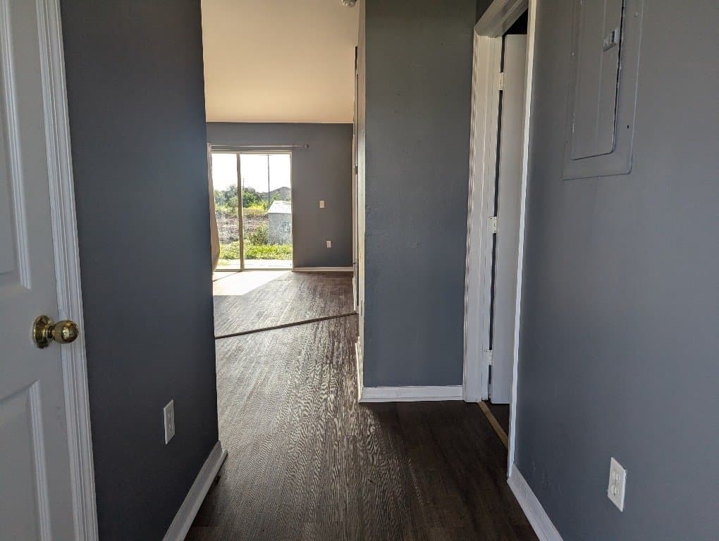 Lehigh Acres Multiplex: 2407 Mansfield Ave, Unit 2