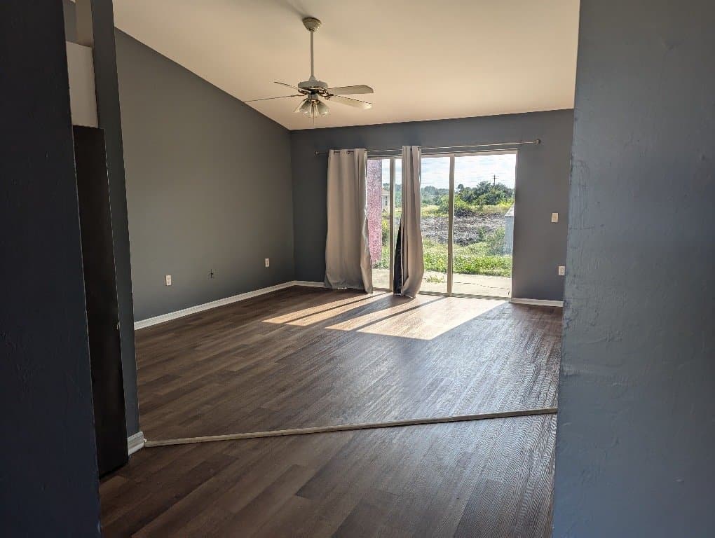 Lehigh Acres Multiplex: 2407 Mansfield Ave, Unit 2