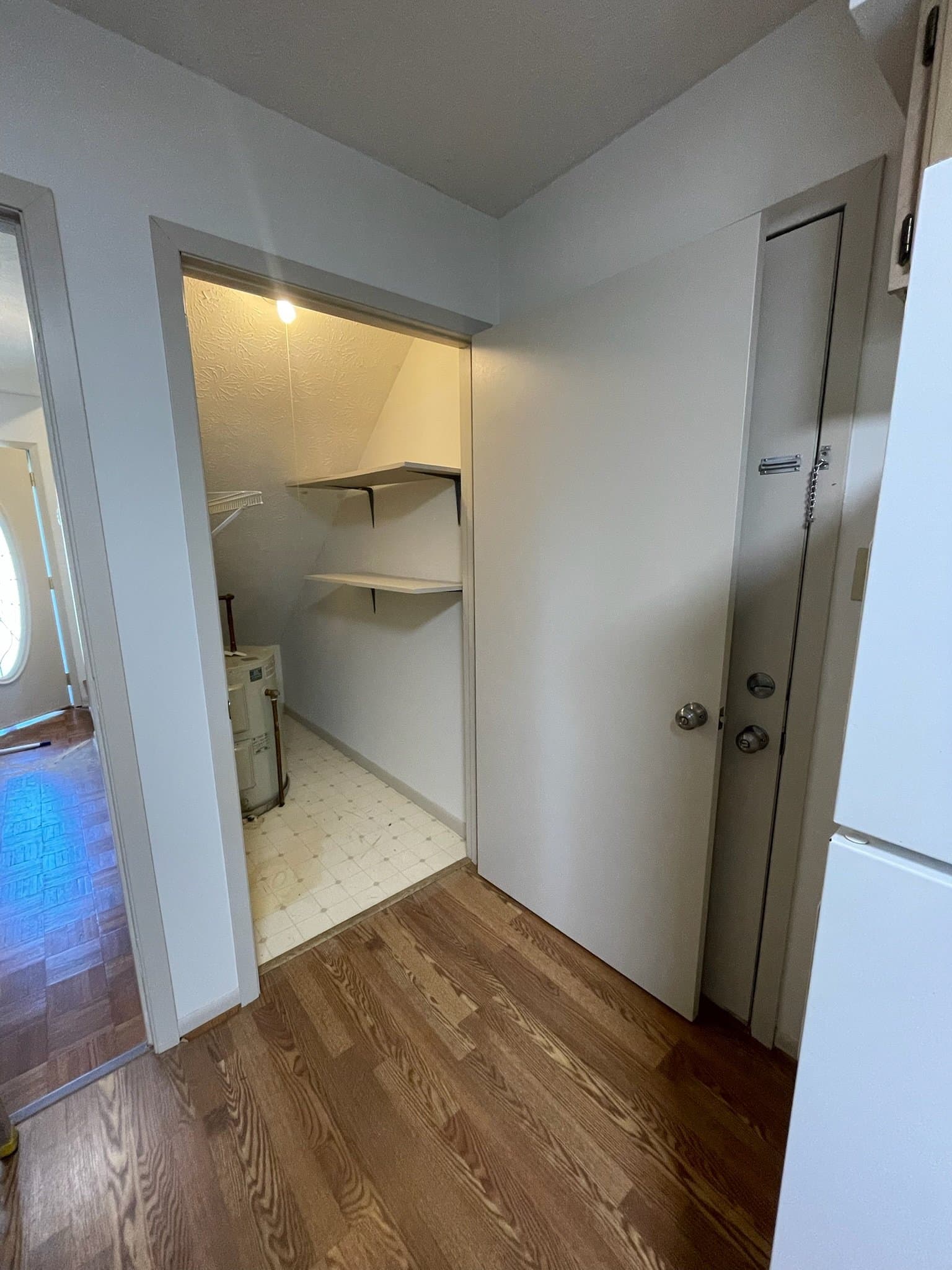 Oak Ridge House: 152 Johnson Rd